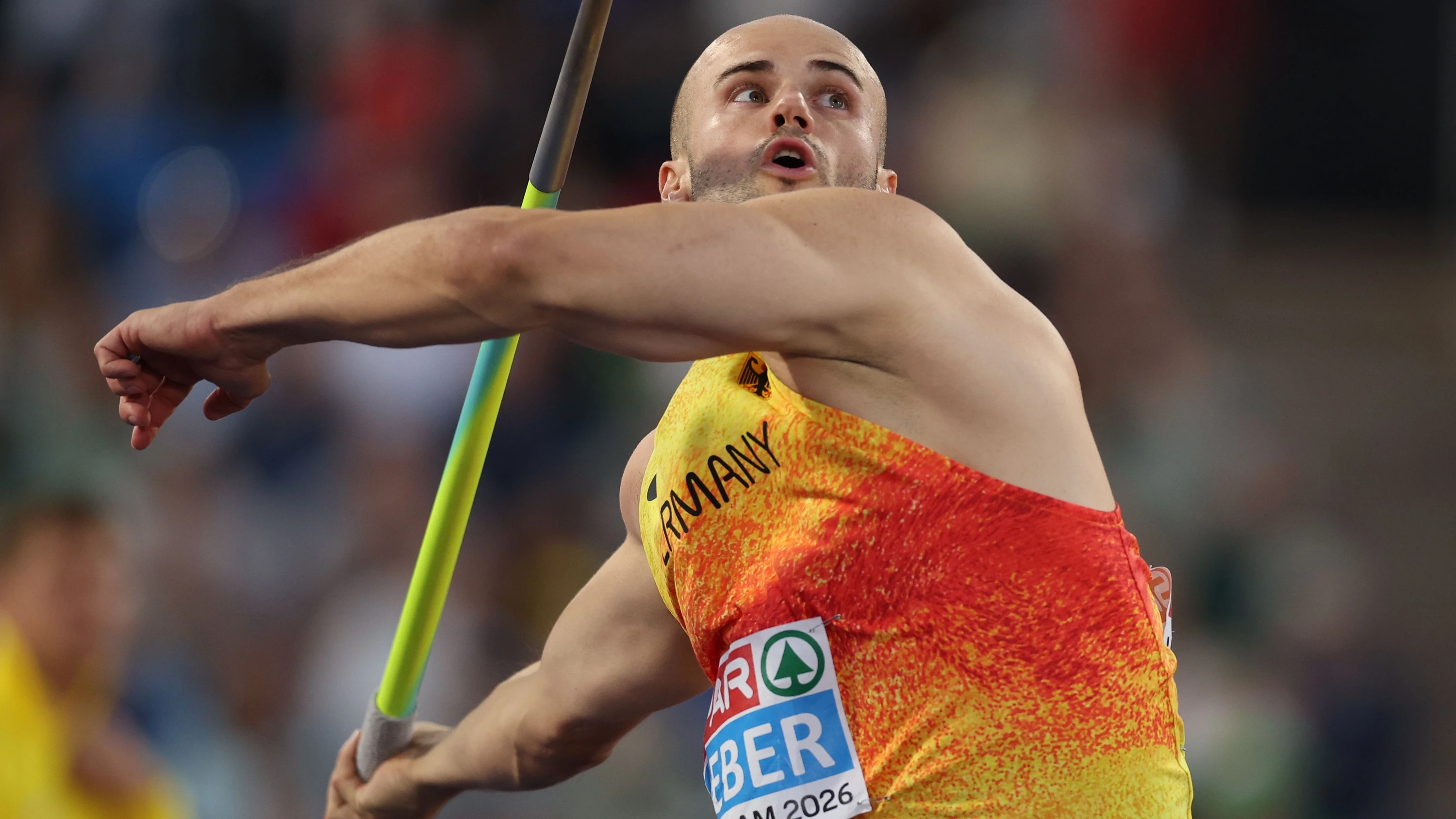 Julian Weber wirft mit seinem letzten Versuch den Speer auf über 90 Meter. - EPA