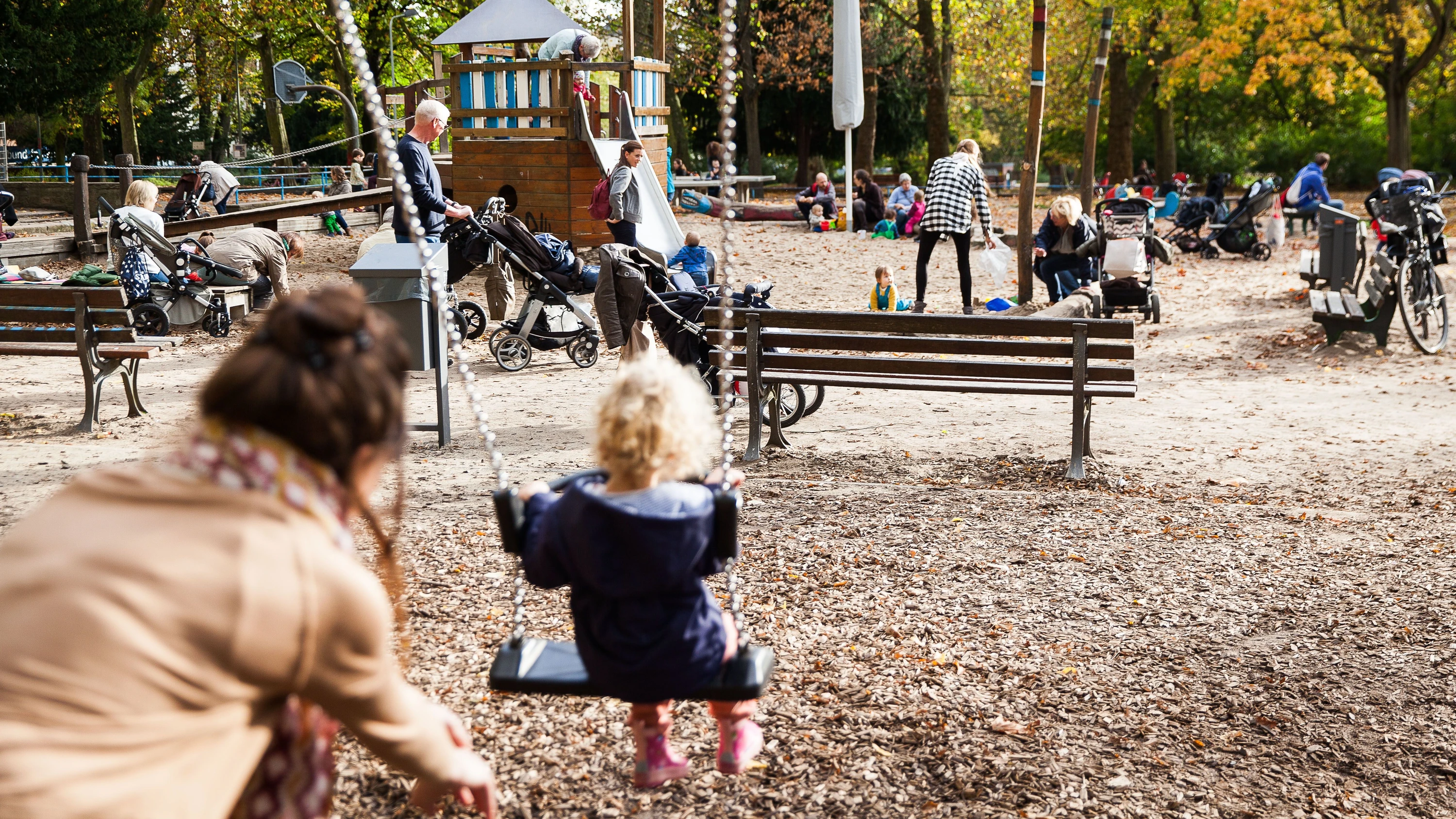 Generationenvergleich: 90 Minuten mehr mit den Kindern