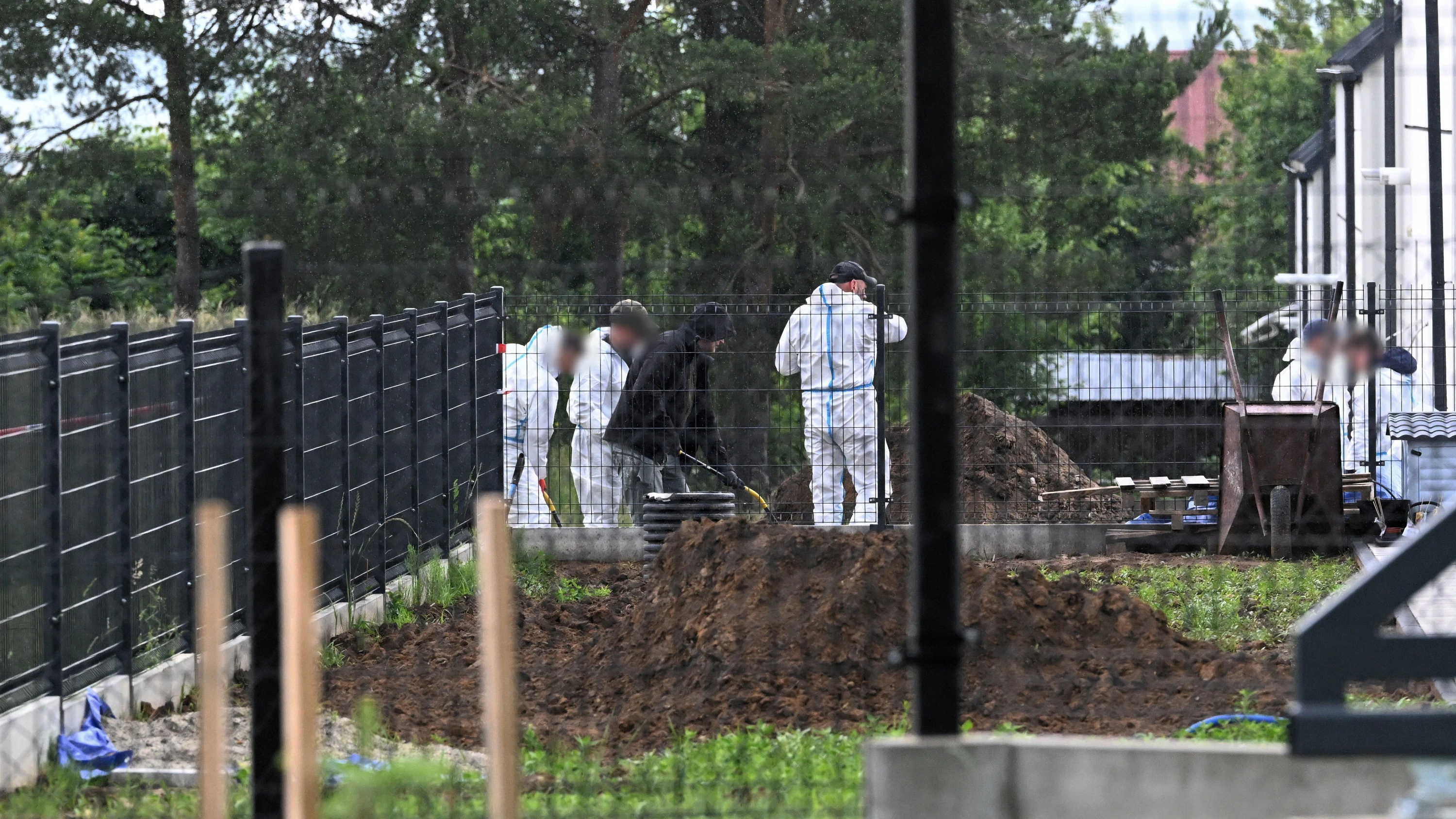 Polen: 34 Föten im Garten vergraben – Ärztin in Gewahrsam