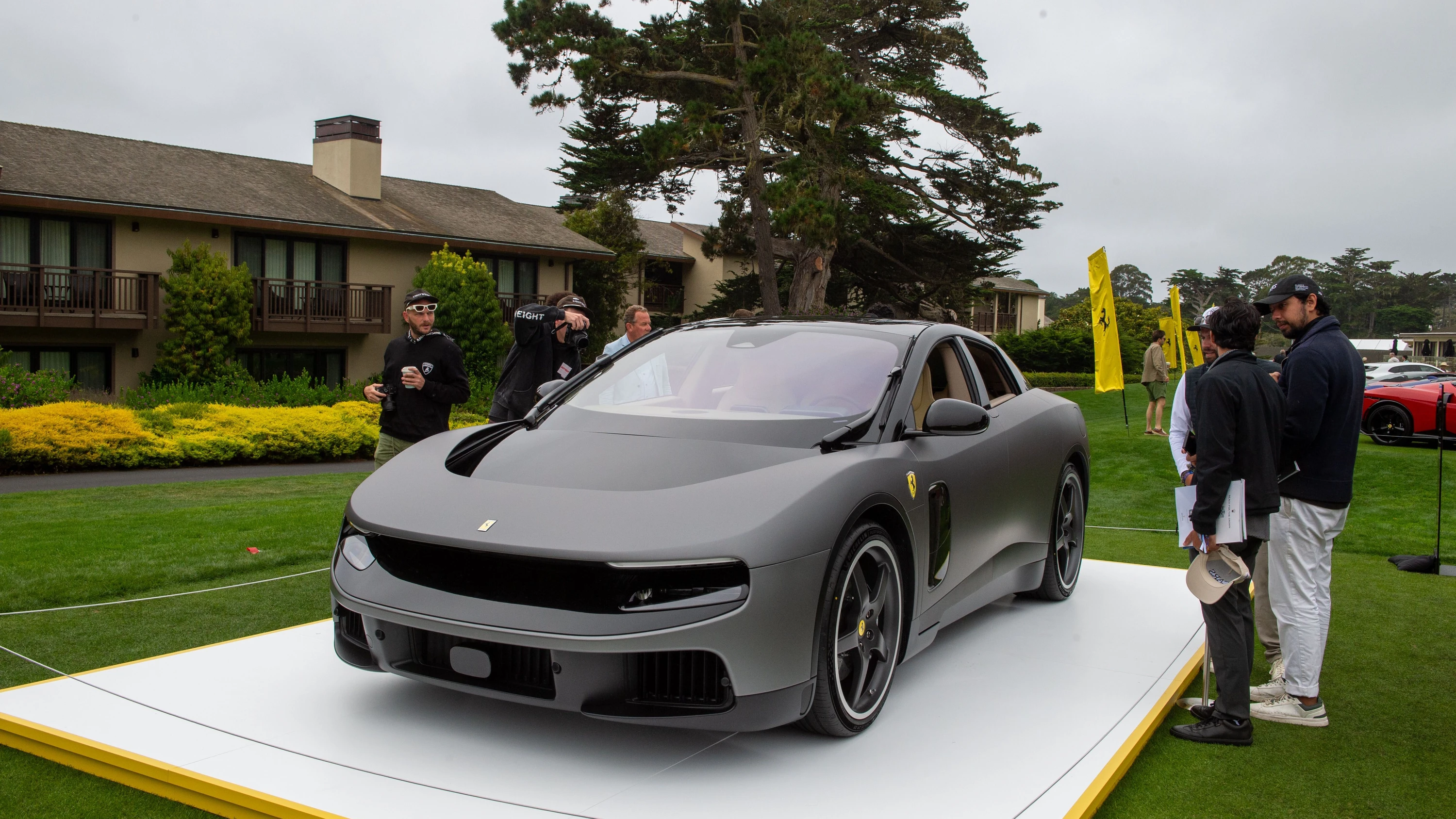 Sportwagen: Allererster Strom-Ferrari für 40 Millionen Dollar ersteigert Sportwagen: Allererster Strom-Ferrari für 40 Millionen Dollar ersteigert