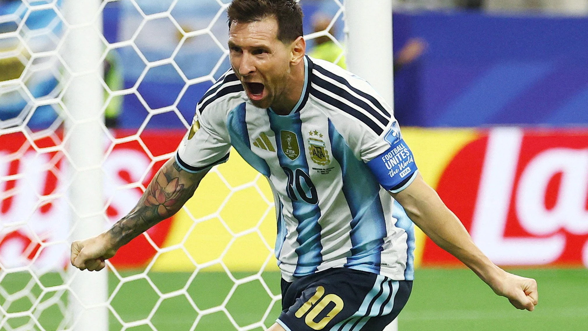 Lionel Messi feiert jedes Tor, als wäre es sein erstes - Reuters