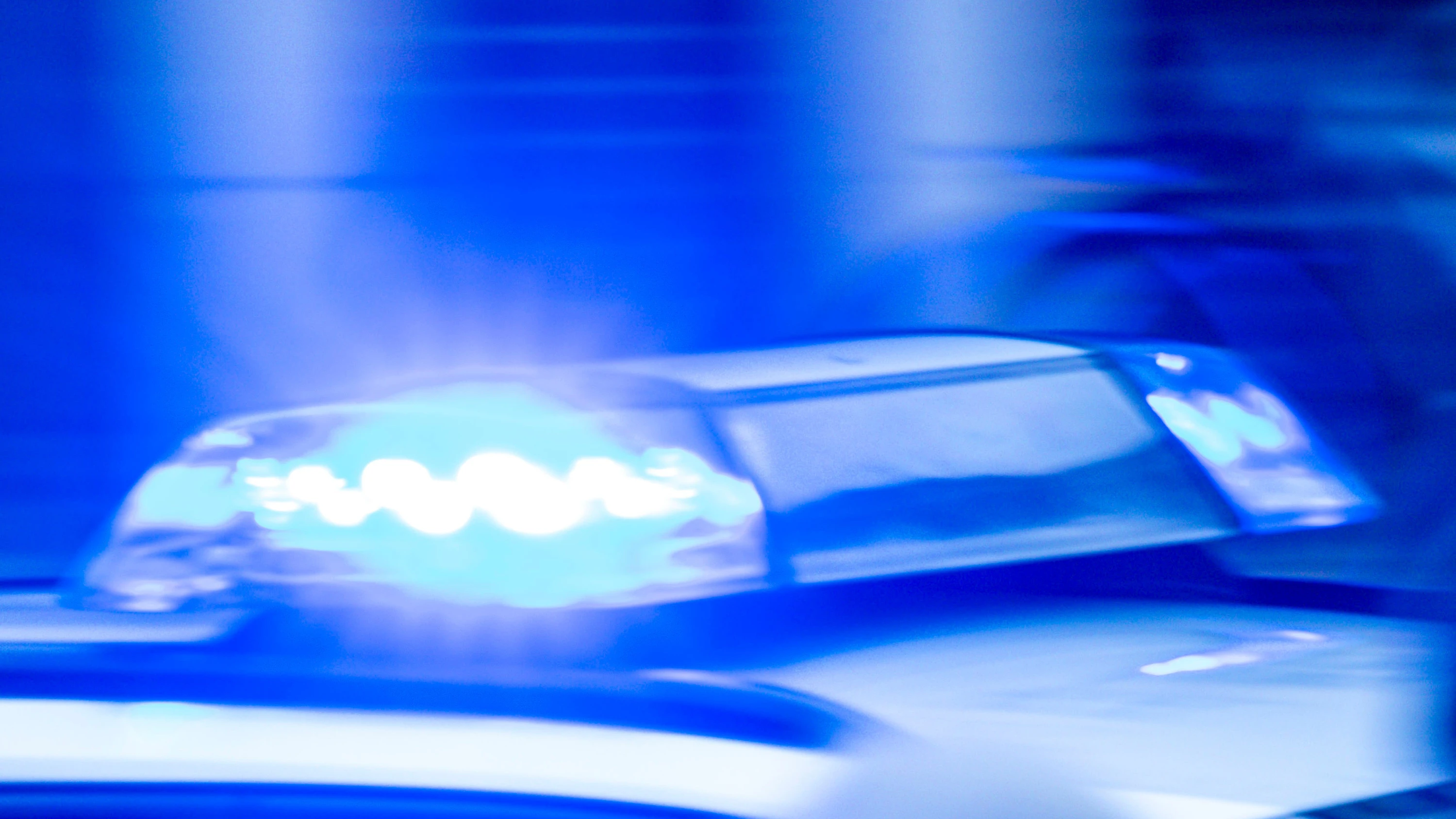 Polizei im Großeinsatz: Bauarbeiter bei Angriff in Berlin mit Urin übergossen