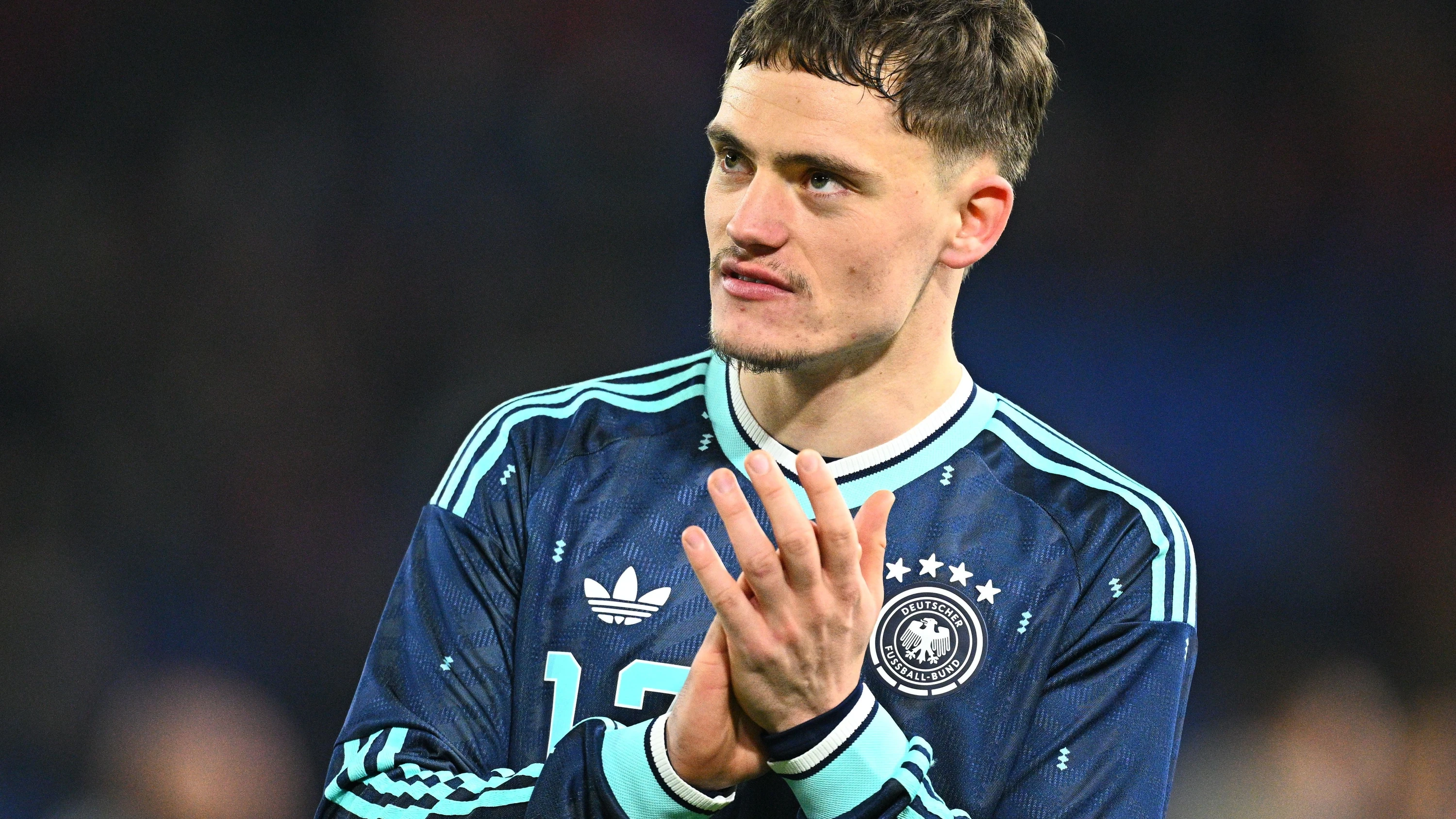 Florian Wirtz im DFB-Team: Die Bienenkönigin mit der Einstellung einer Arbeitsbiene Florian Wirtz im DFB-Team: Die Bienenkönigin mit der Einstellung einer Arbeitsbiene