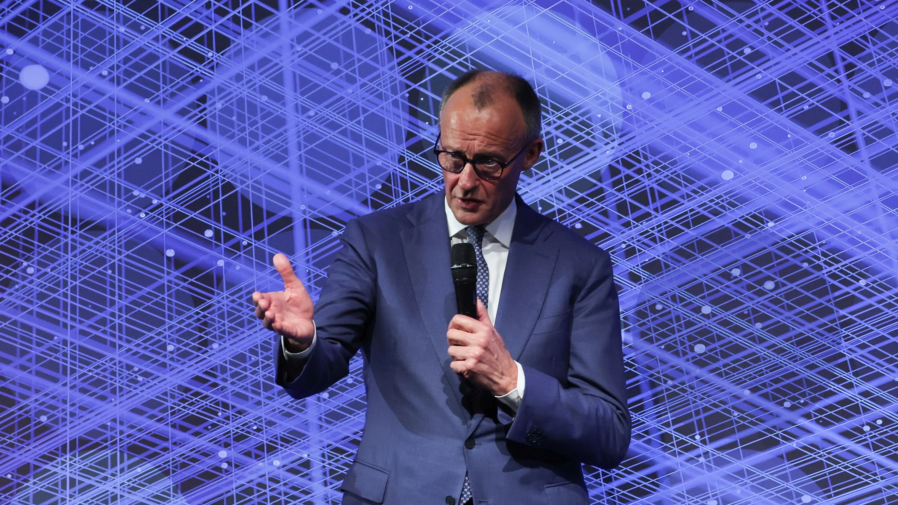 Deutschland-Liveblog: Merz: Gesetzliche Rente wird „allenfalls noch die Basisabsicherung sein“