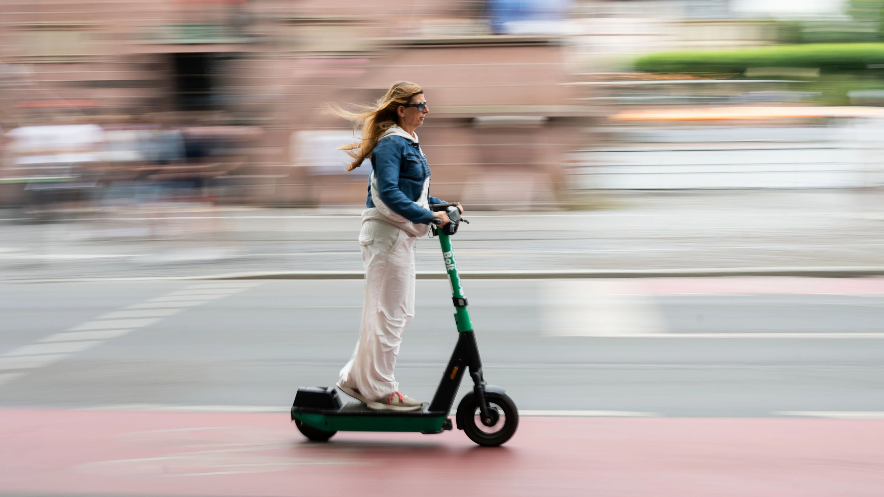 Mikromobilität: Risiko auf zwei kleinen Rollen Mikromobilität: Risiko auf zwei kleinen Rollen