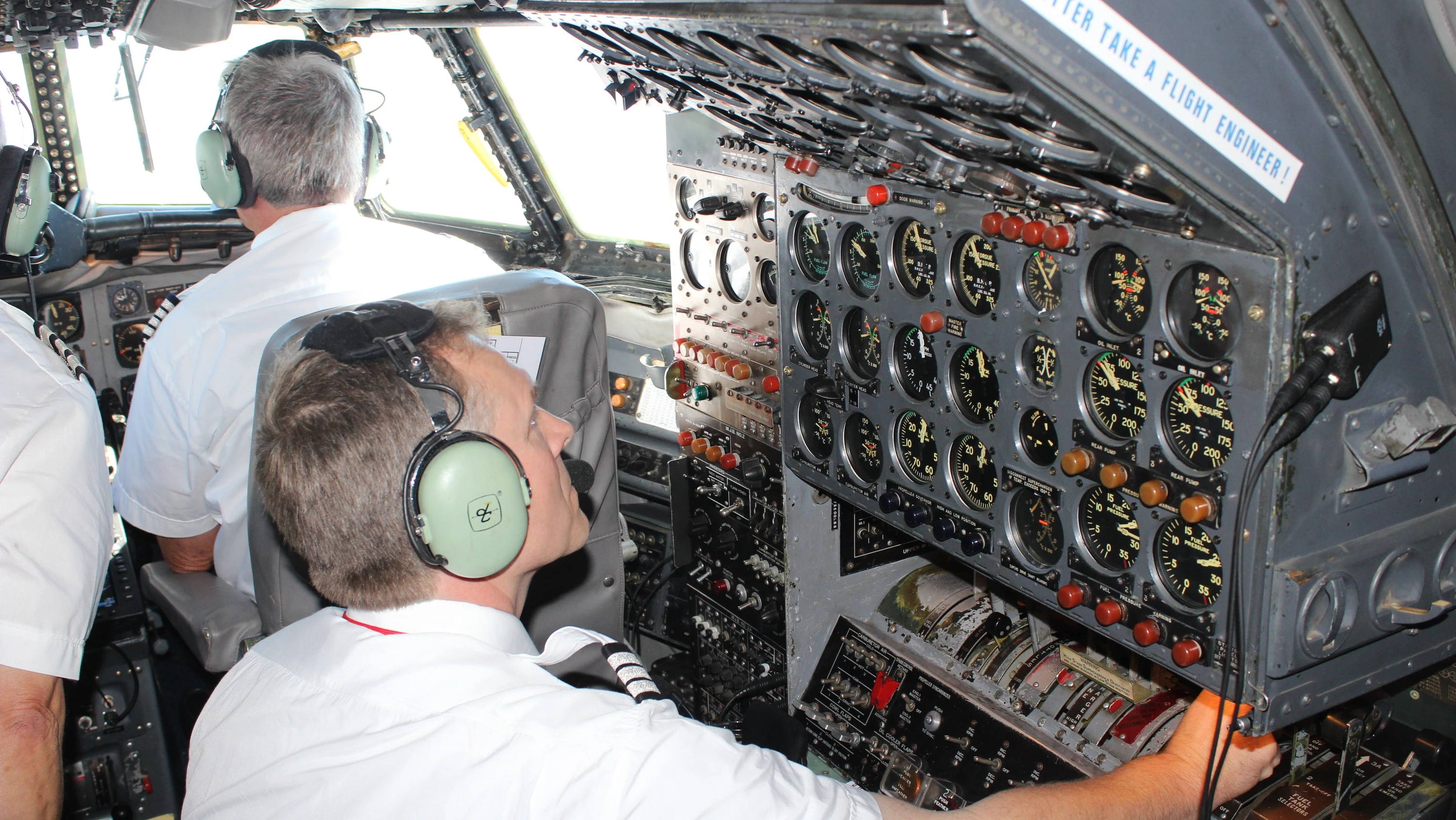 Hangar One: Mit im Cockpit statt nur dabei