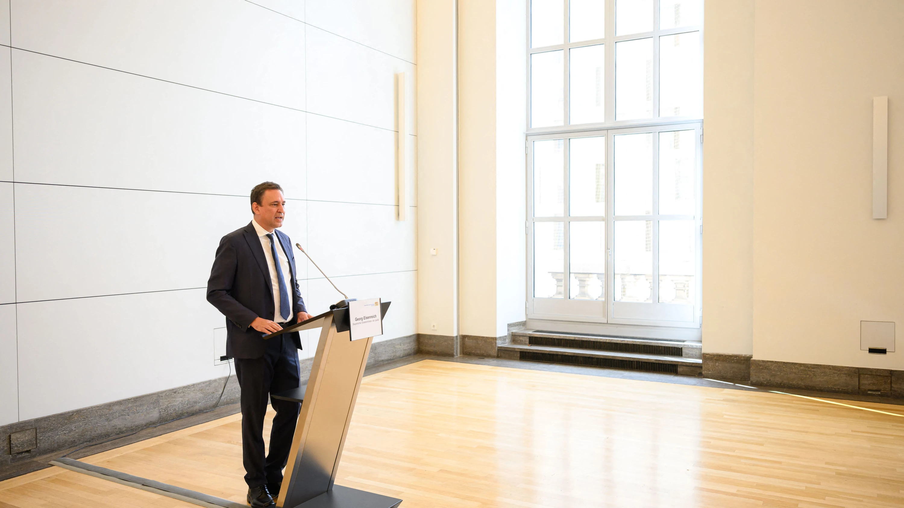 Deutschland-Liveblog: Bayerns Justizminister kündigt überraschend Rückzug an Deutschland-Liveblog: Bayerns Justizminister kündigt überraschend Rückzug an