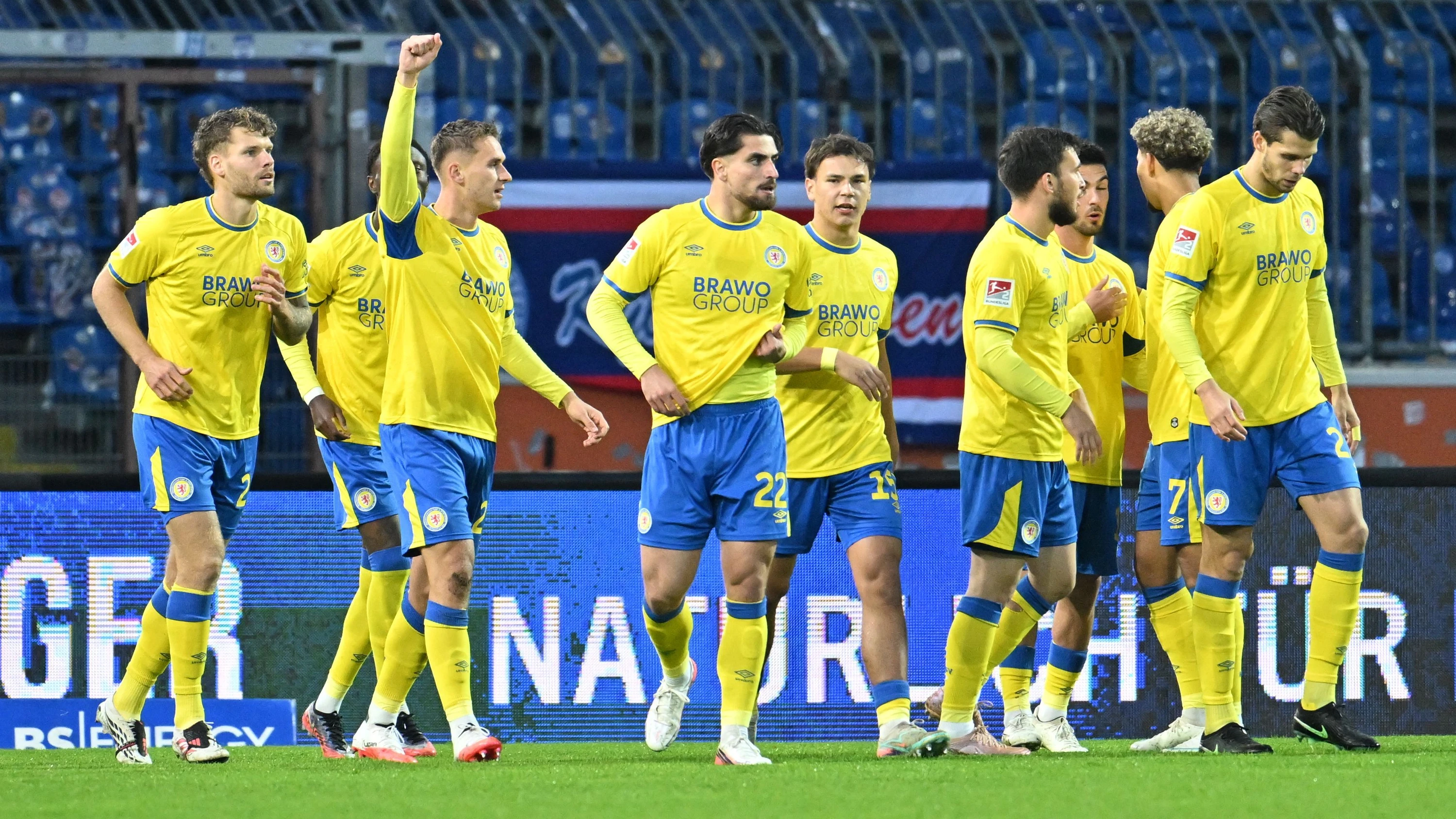 Zweite Bundesliga: Braunschweig siegreich gegen Kiel – Nullnummer in Heidenheim