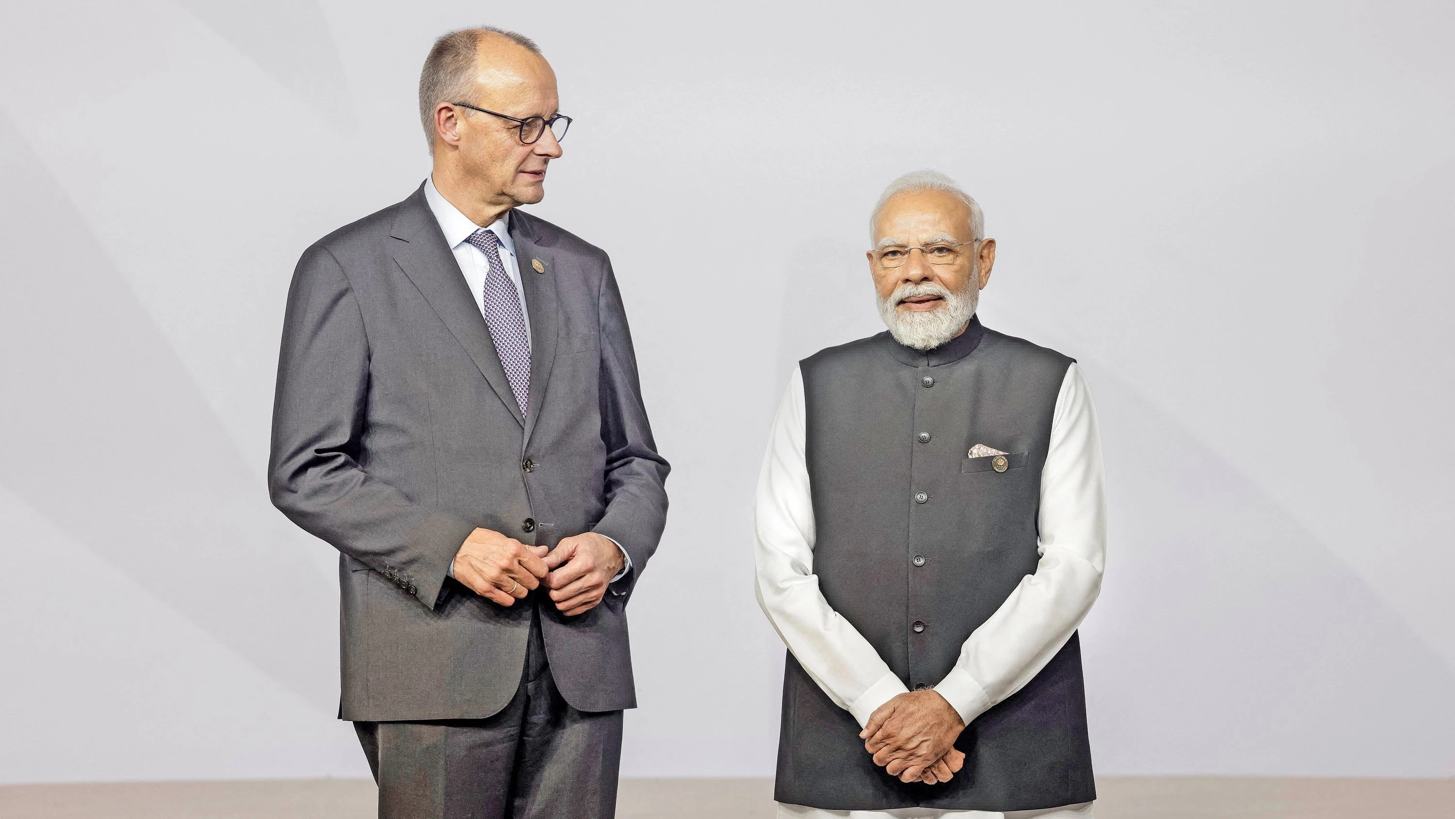 Reise nach Indien: Merz sucht in der Heimat Modis Nähe