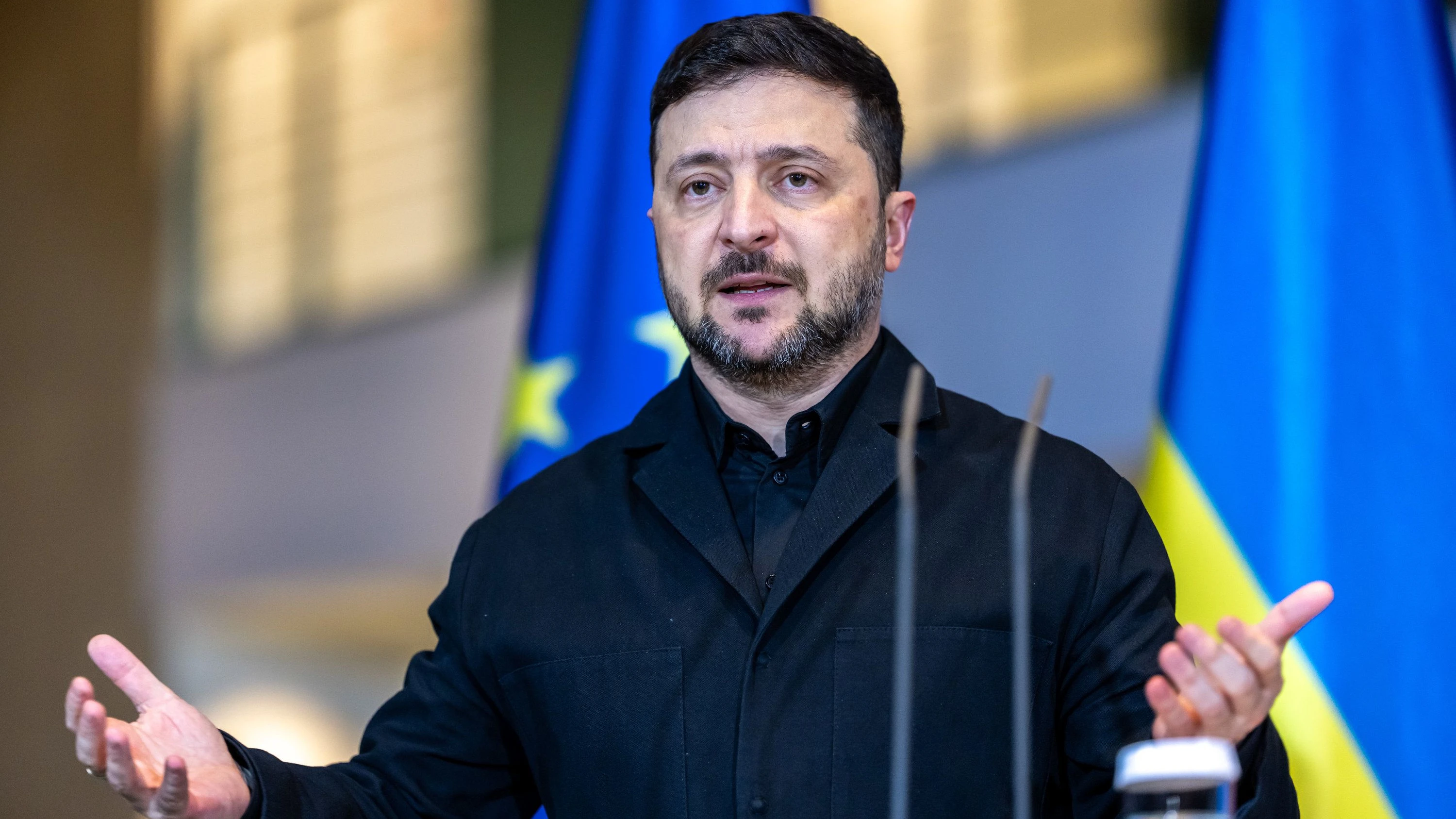 Der ukrainische Präsident Wolodymyr Selenskyj habe mit Sondergesandten Steve Witkoff und dem Präsidentenberater Jared Kushner gesprochen. - dpa
