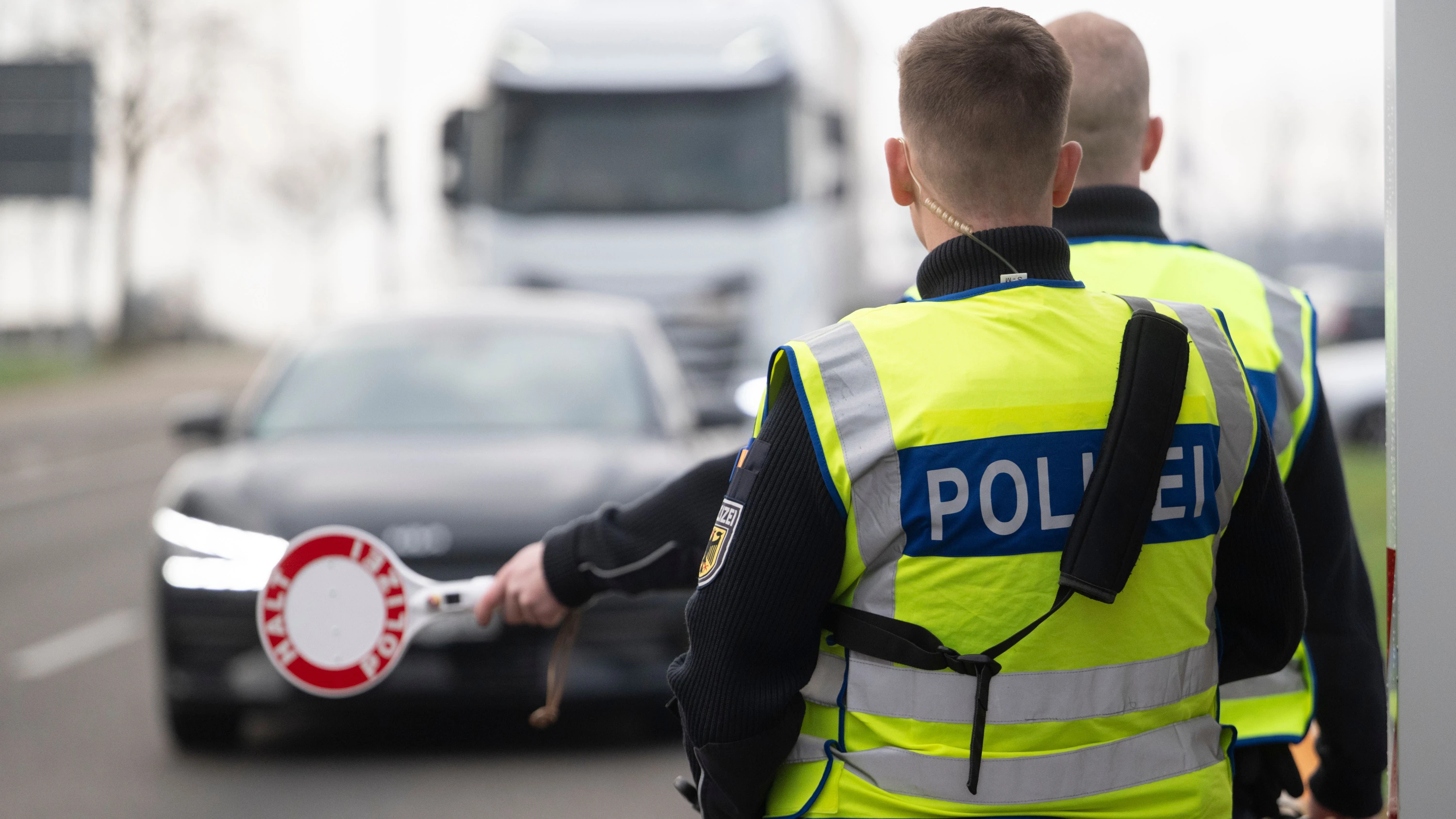 Deutschland-Blog: Regierung verlängert Grenzkontrollen um ein halbes Jahr Deutschland-Blog: Regierung verlängert Grenzkontrollen um ein halbes Jahr