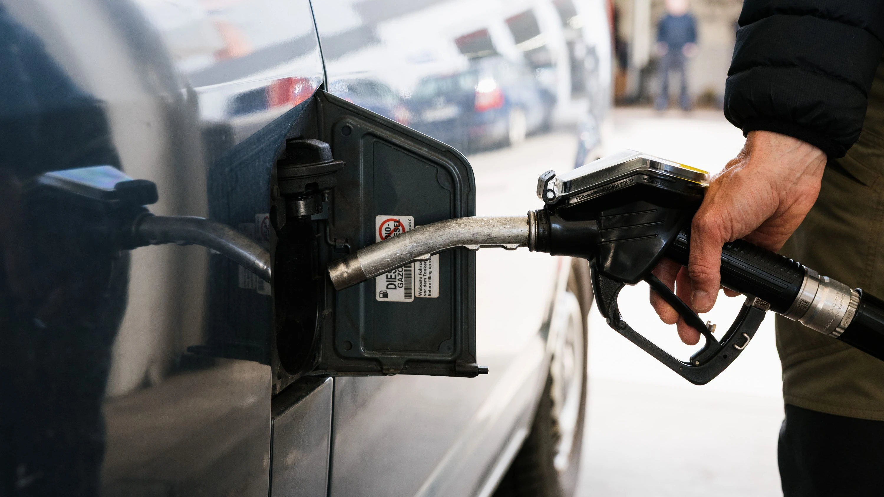 Kritik am Tankrabatt: „Fehlanreize im Umgang mit der fossilen Energiekrise“ Kritik am Tankrabatt: „Fehlanreize im Umgang mit der fossilen Energiekrise“