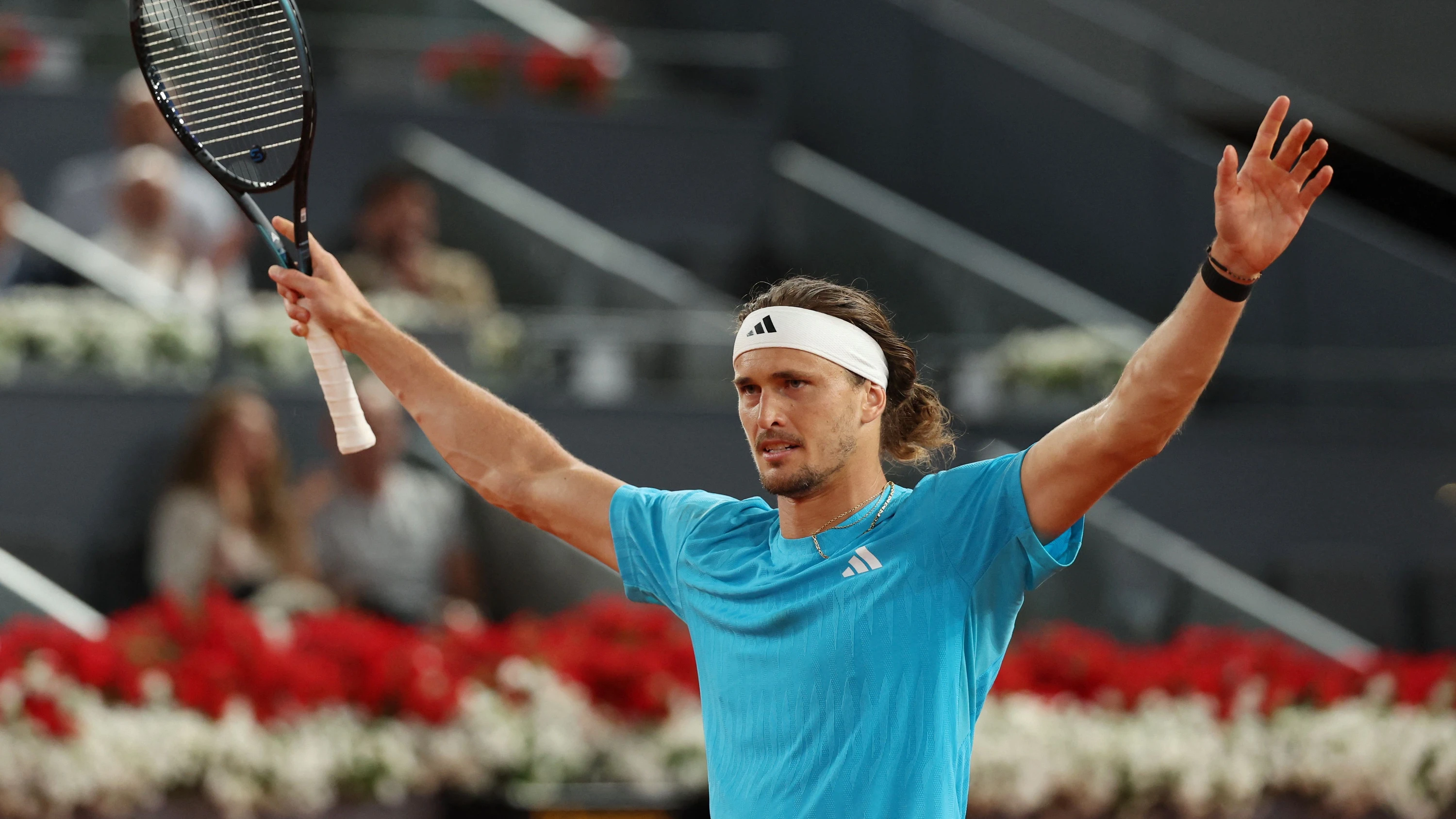 Matchball um 1.21 Uhr: Zverev nach Nachtschicht im Viertelfinale von Madrid