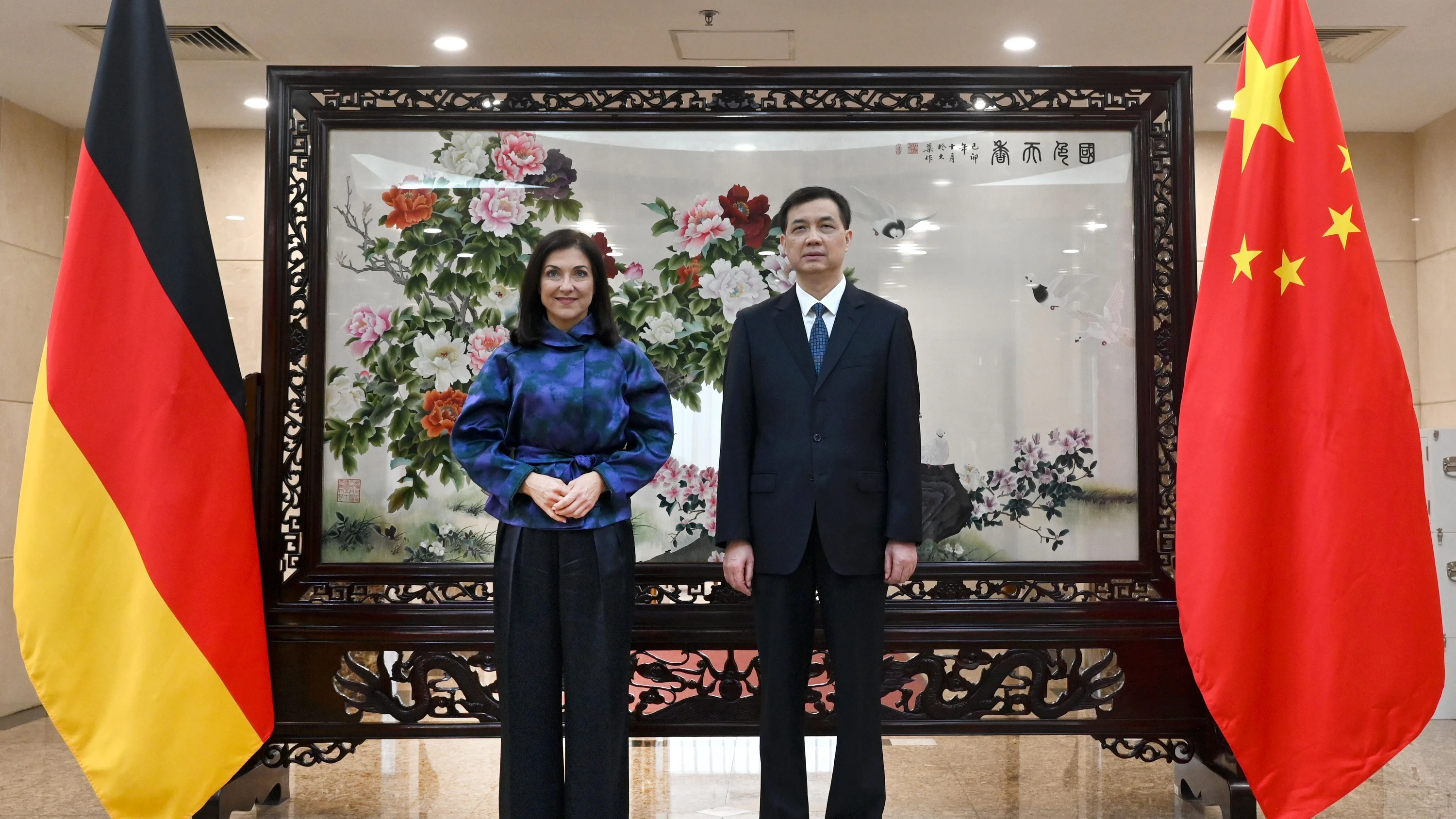 Besuch in Peking: Reiche wirbt für faire Wirtschaftsbeziehungen Besuch in Peking: Reiche wirbt für faire Wirtschaftsbeziehungen