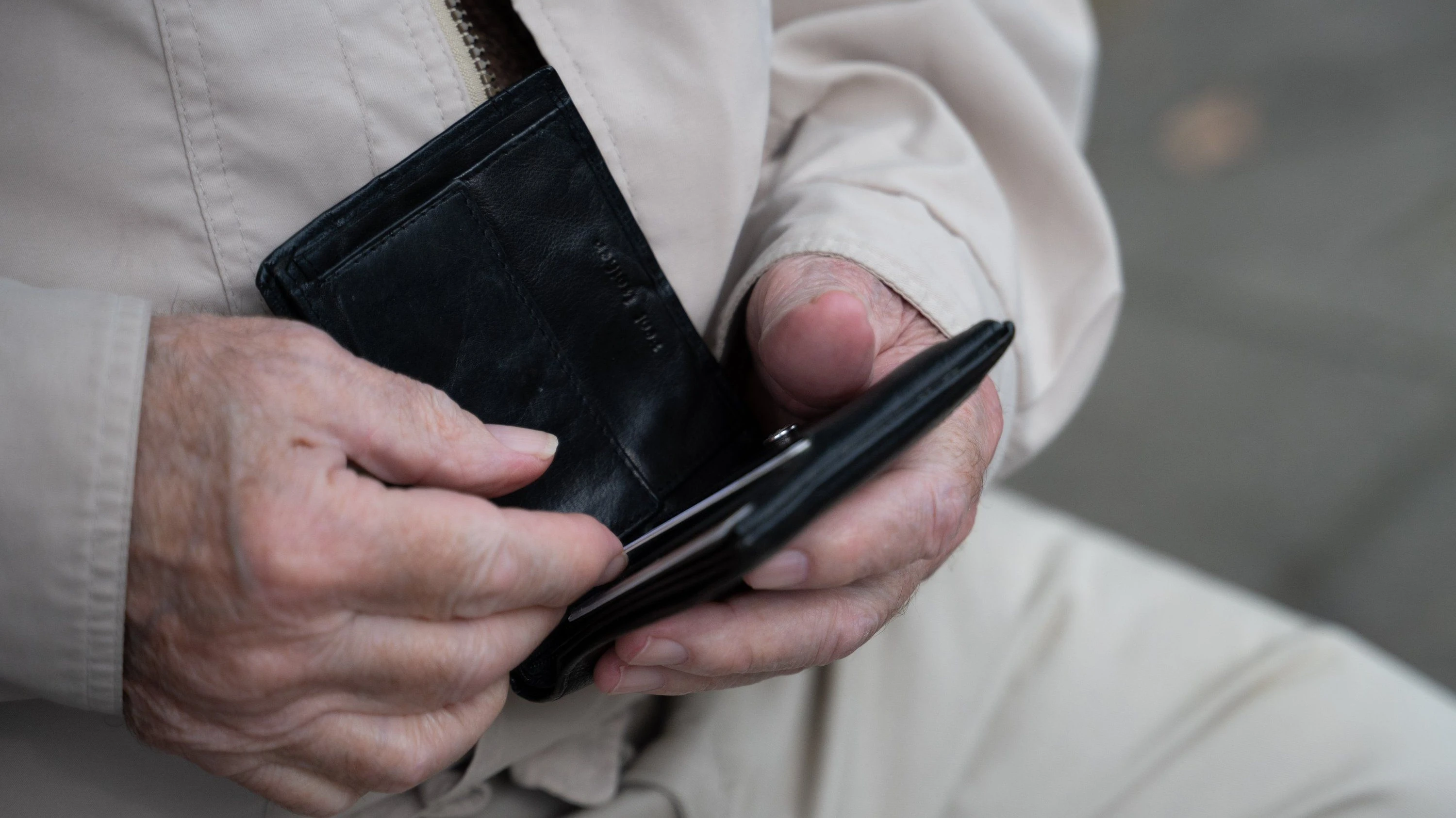 Bild: Bitkom-Studie: Mehrheit der Deutschen möchte digitale Brieftasche nutzen