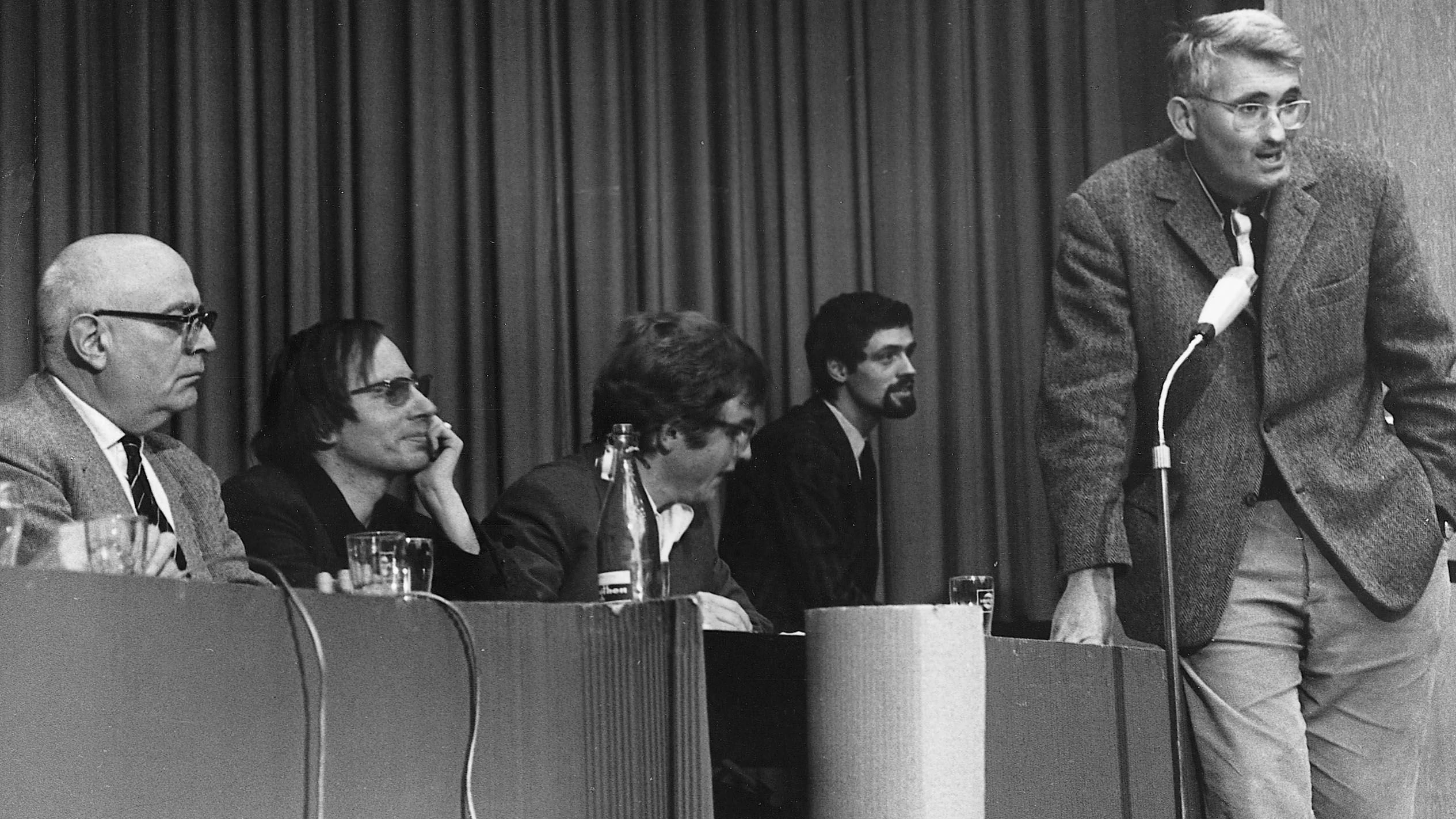 Bild: Autorin Ines Geipel: Adorno an der Ampel