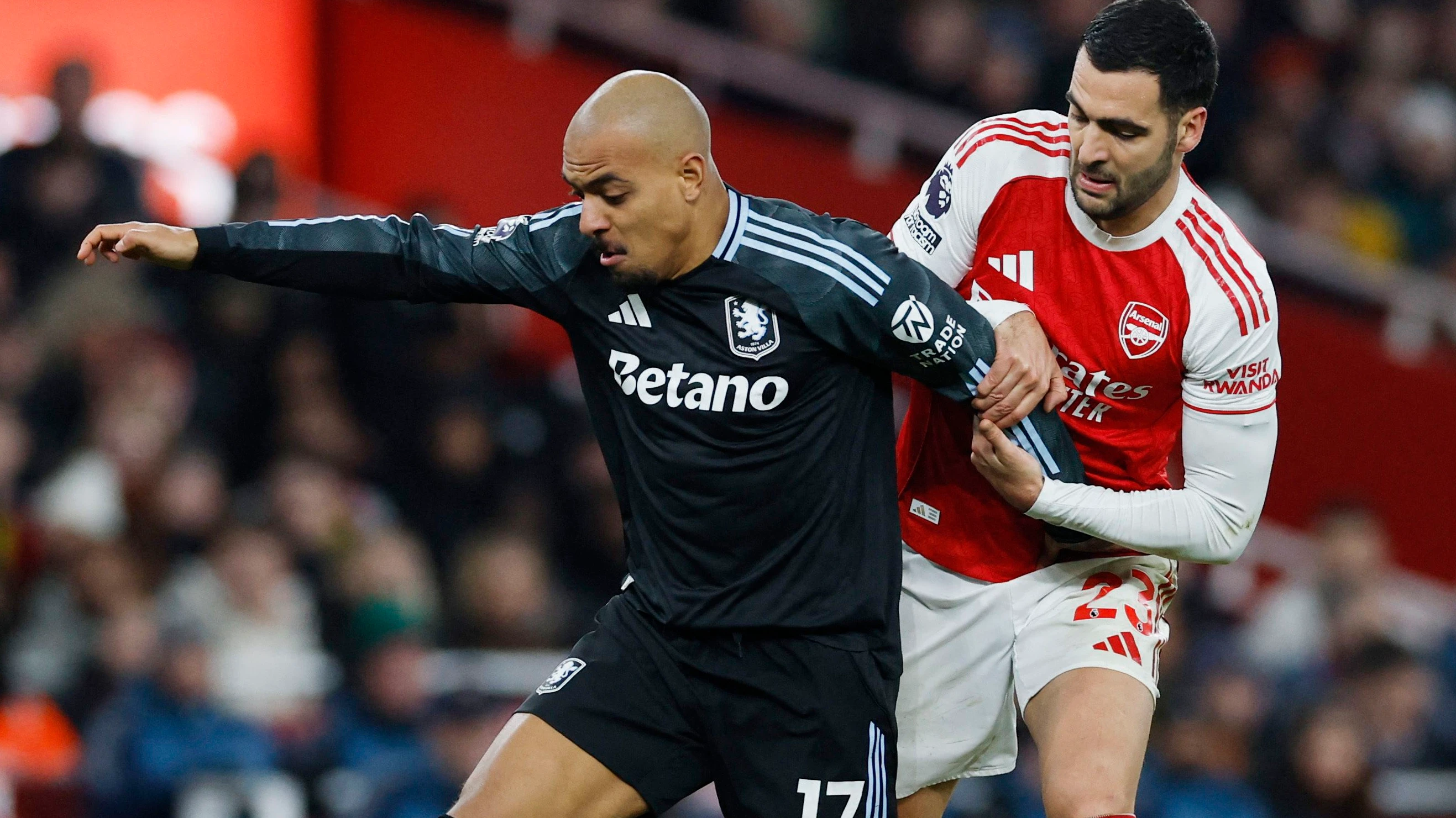 Fußball-Transferticker: Früherer Dortmunder Malen wechselt nach Italien