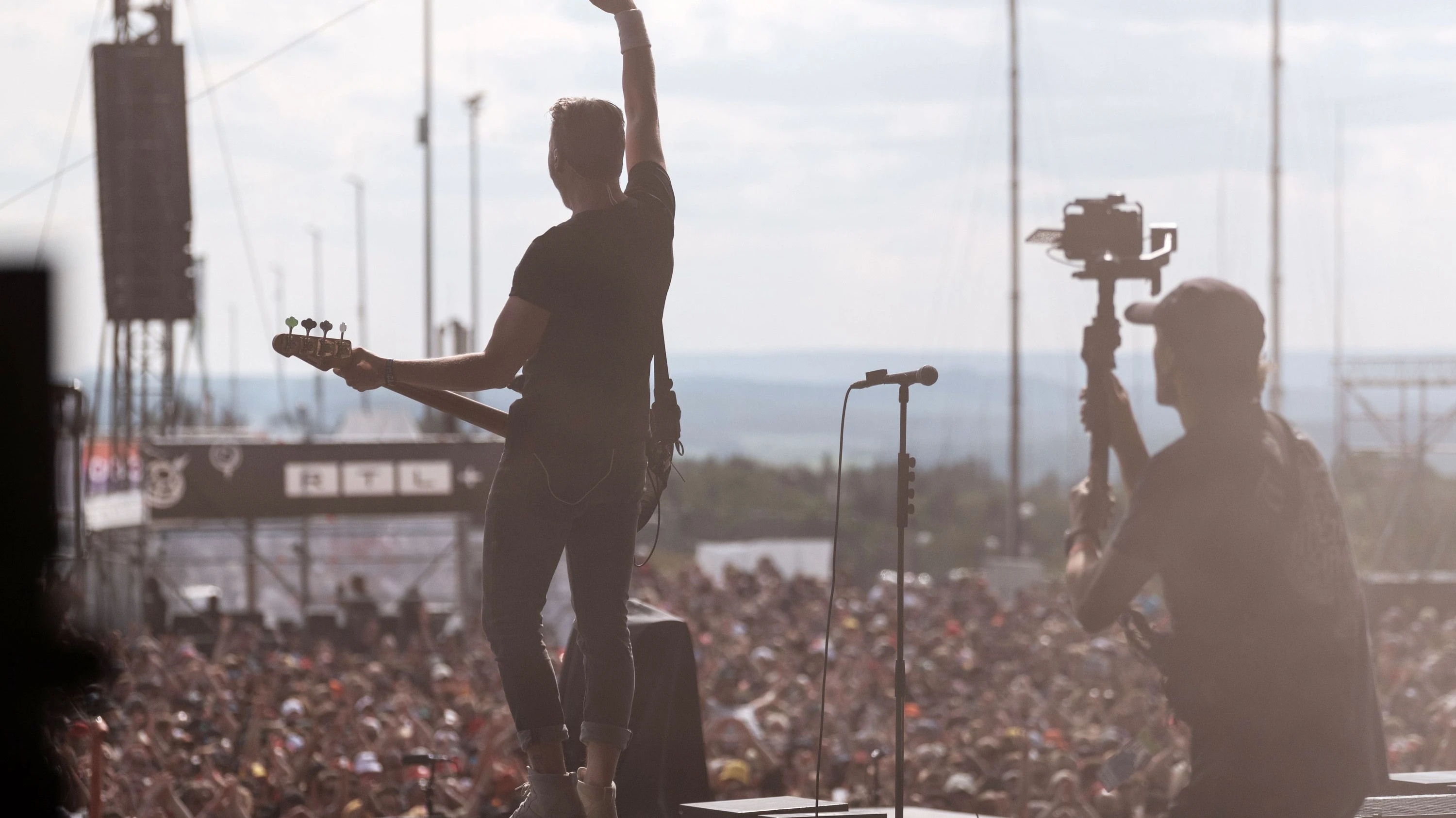 Auf der Bühne bei Rock am Ring: Hinter den Kulissen sind zahllose Mitarbeiter eingespannt. - Frank Röth