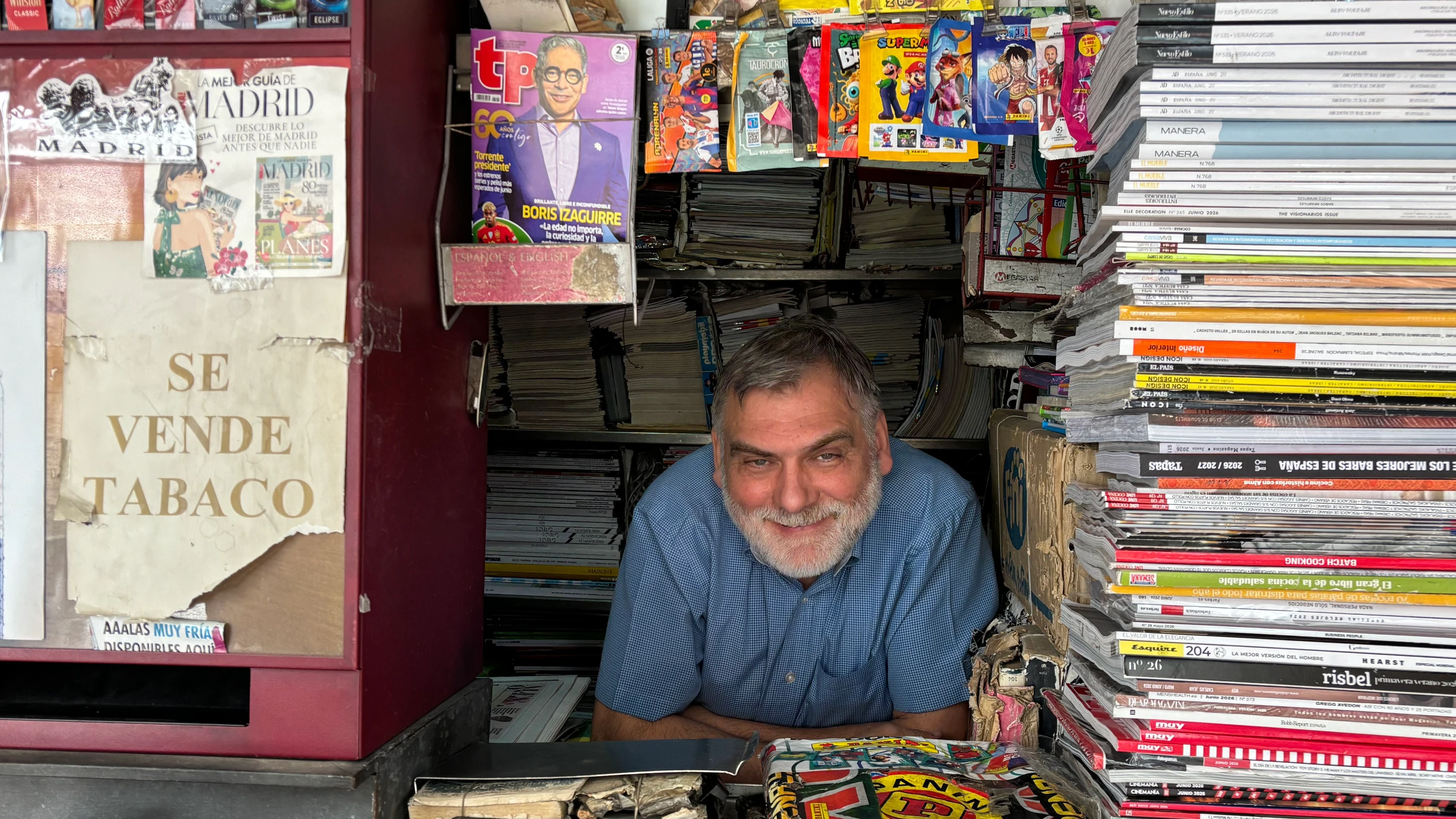 Ab sofort geschlossen: Ángel gibt nach 51 Jahren seinen Zeitungsstand an der Goya-Straße in Madrid auf. - Hans-Christian Rößler
