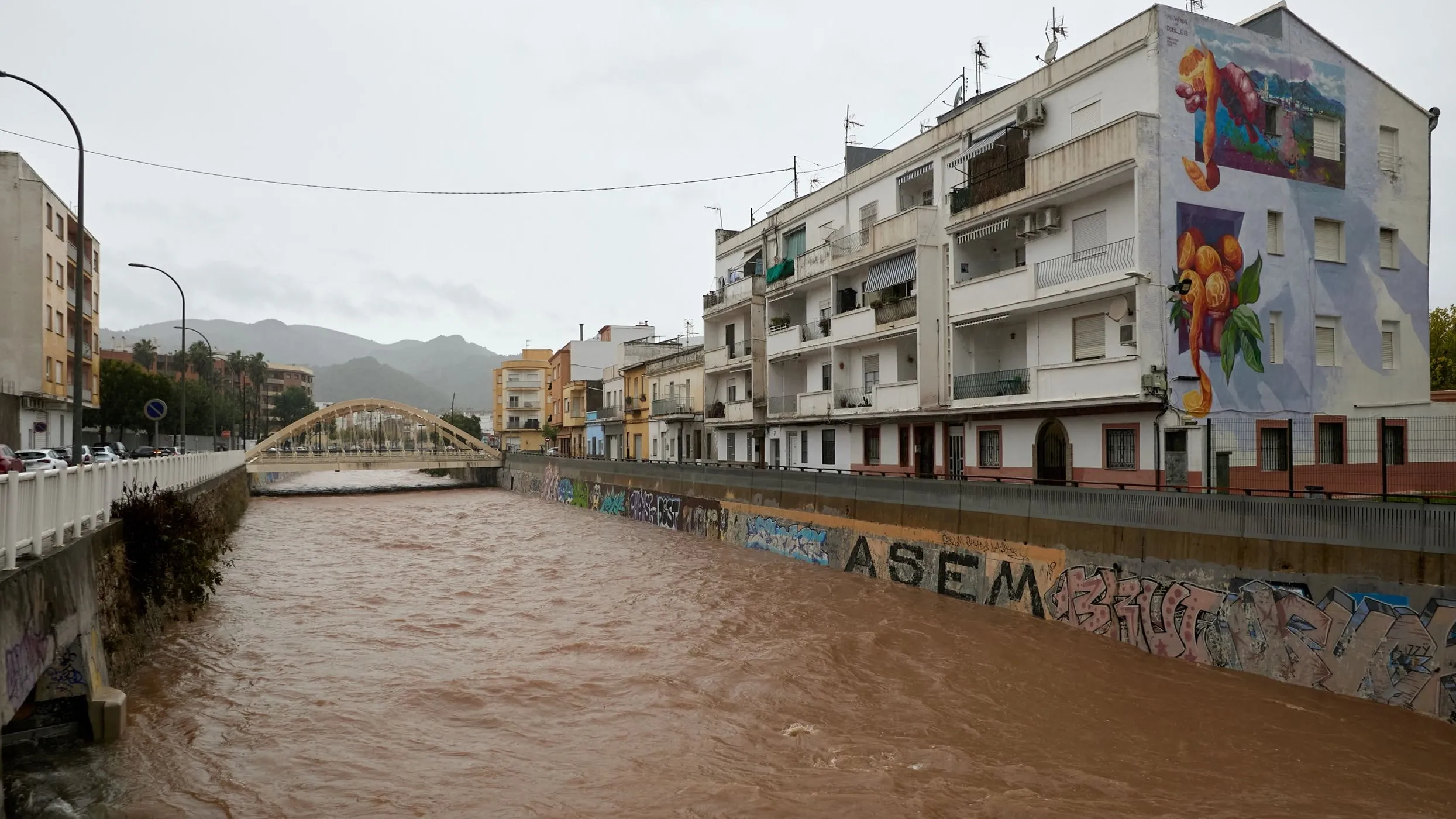 Regenflut in Spanien: Mehr als 700 Liter pro Quadratmeter Regenflut in Spanien: Mehr als 700 Liter pro Quadratmeter