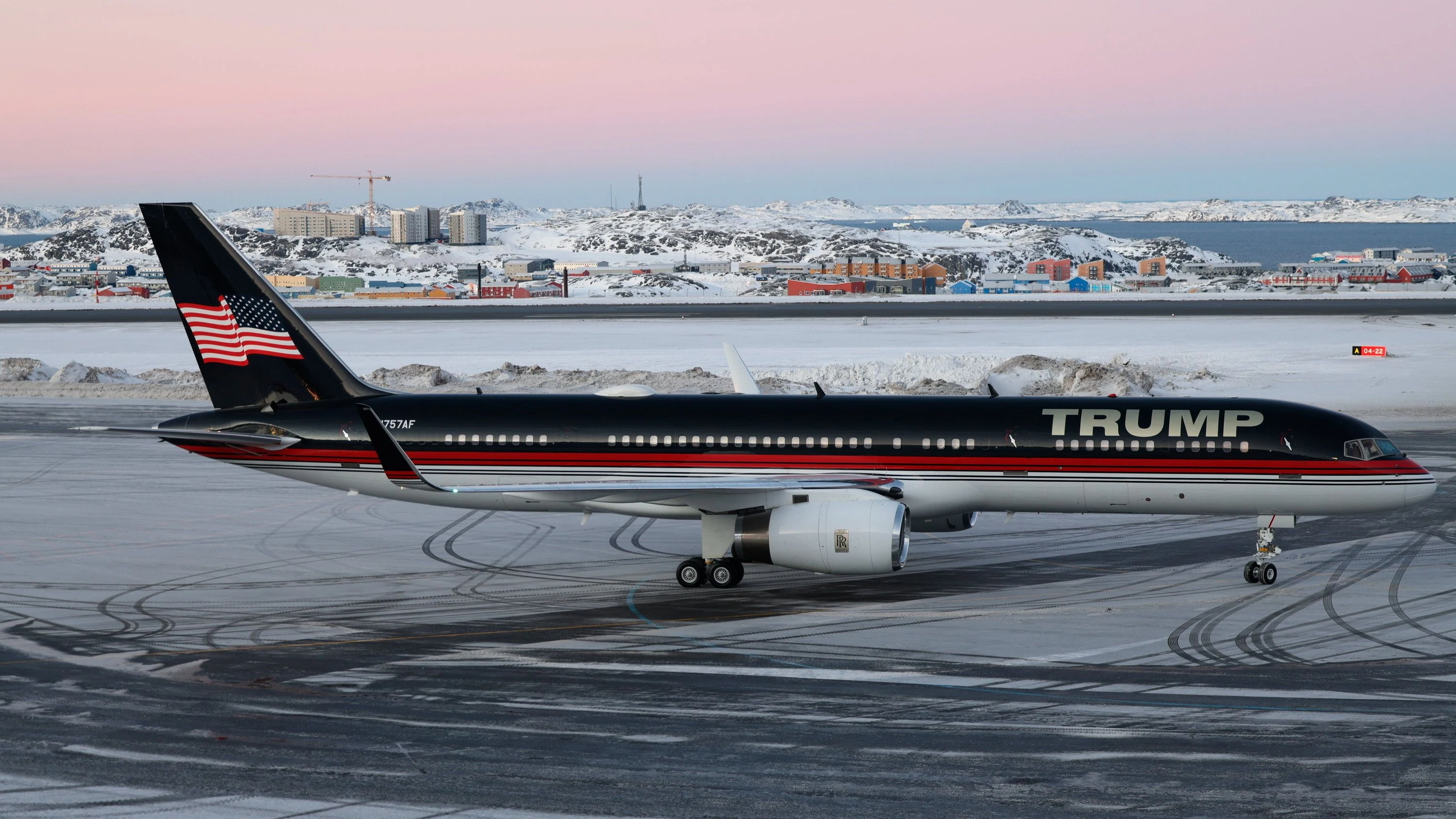 Liveblog USA unter Trump: Ehefrau von Trump-Berater postet Grönlandumriss in US-Farben – Kritik aus Dänemark Liveblog USA unter Trump: Ehefrau von Trump-Berater postet Grönlandumriss in US-Farben – Kritik aus Dänemark