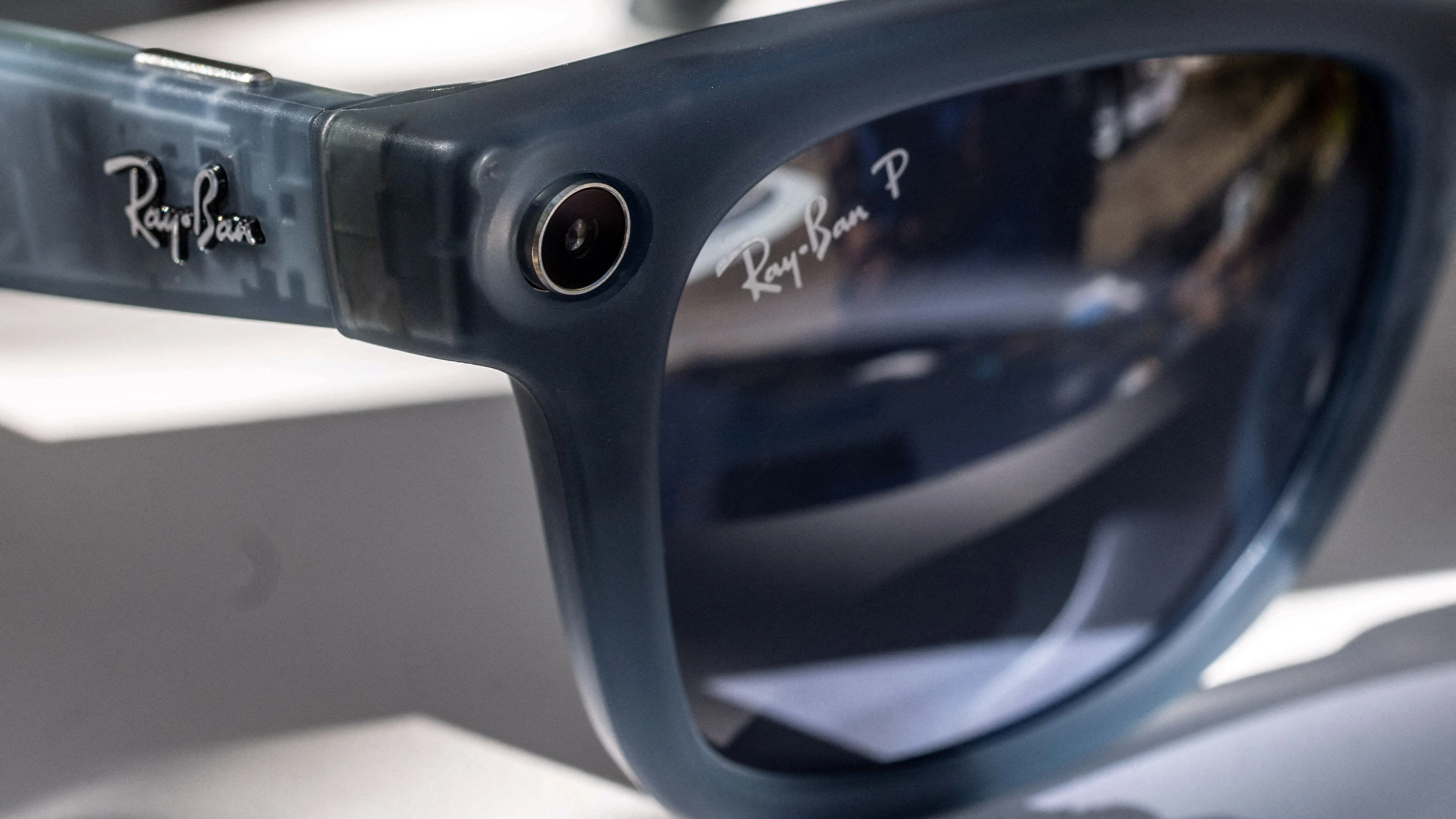 Datenschutz: Hamburg will Smart Glasses in Bädern und Bahnen verbieten