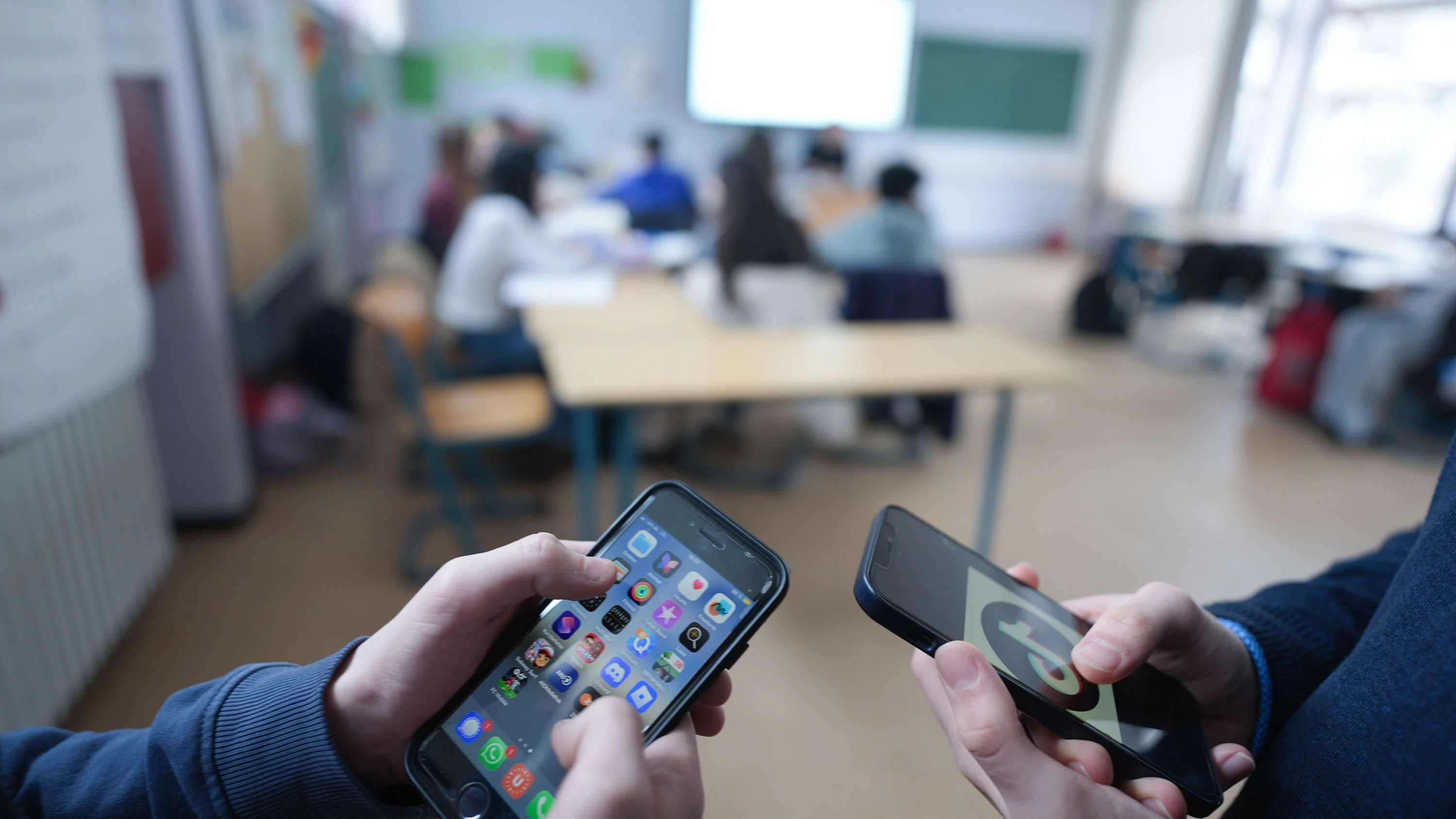 Social Media: Ein pauschales Verbot wäre der falsc
