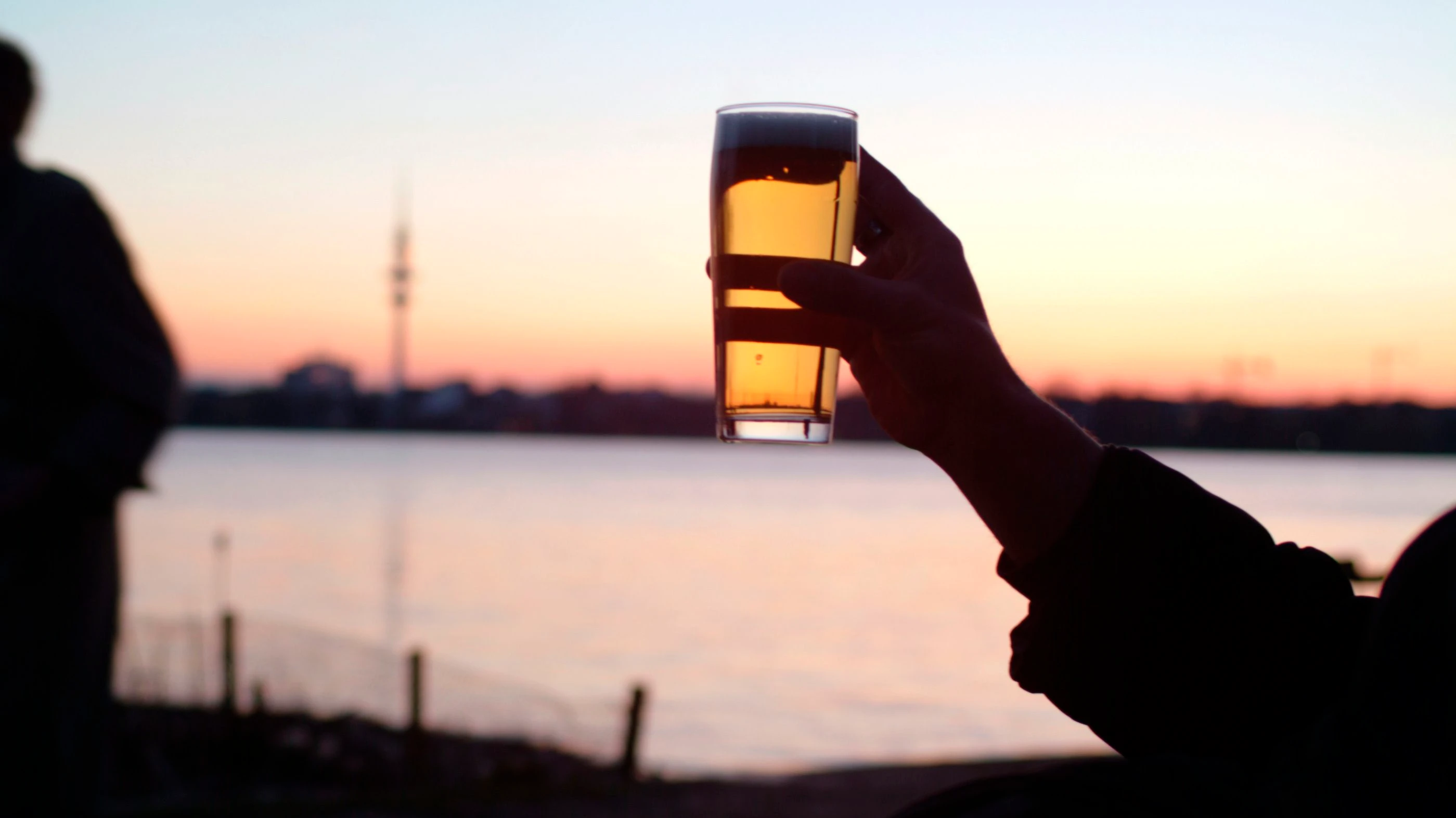 Studie zu moderatem Konsum: Wann wird Alkohol gefährlich? Studie zu moderatem Konsum: Wann wird Alkohol gefährlich?
