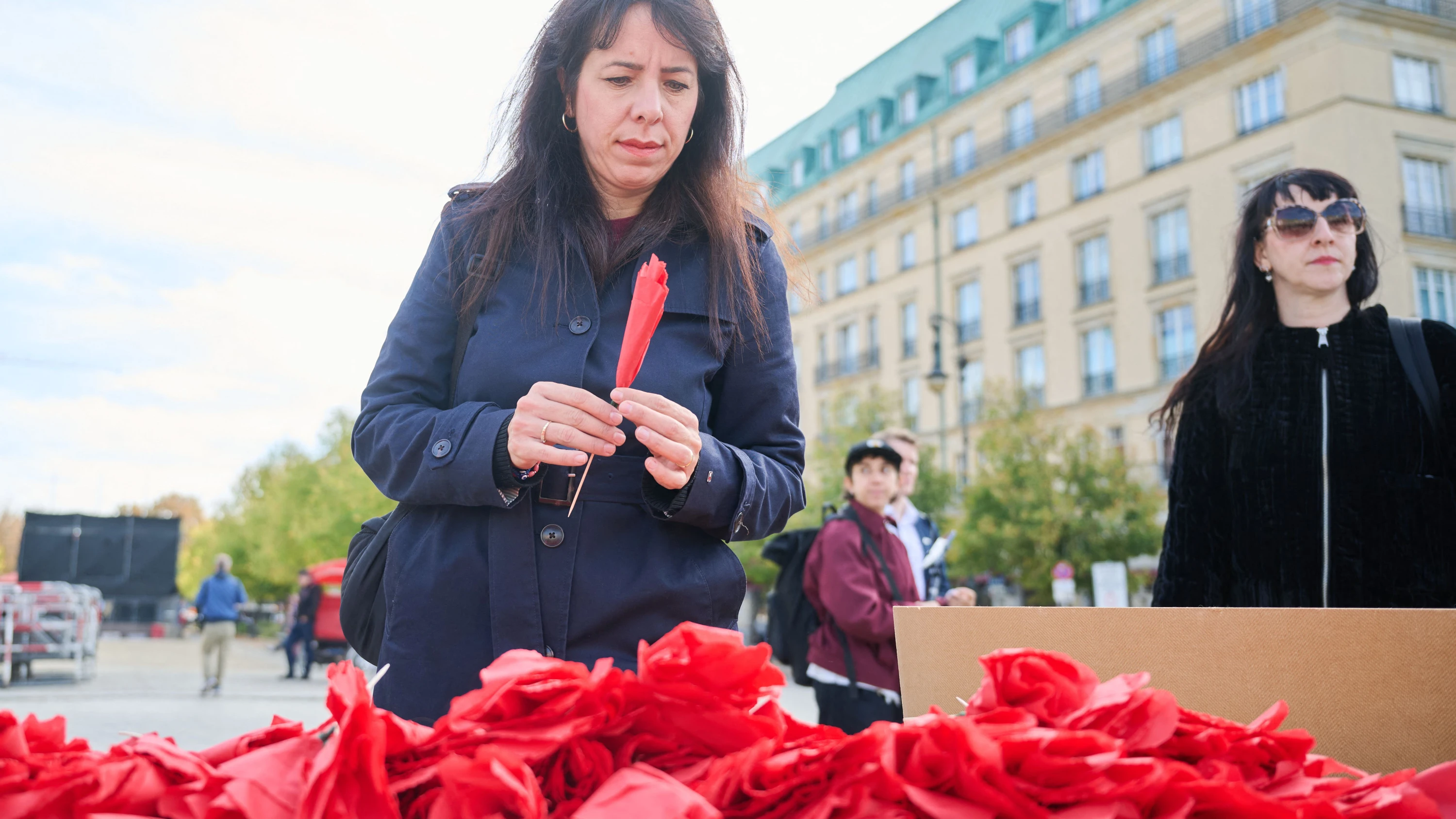 Rot-Rot-Grün in Berlin: Wo bleibt der Aufschrei der Demokraten von SPD und Grünen? Rot-Rot-Grün in Berlin: Wo bleibt der Aufschrei der Demokraten von SPD und Grünen?