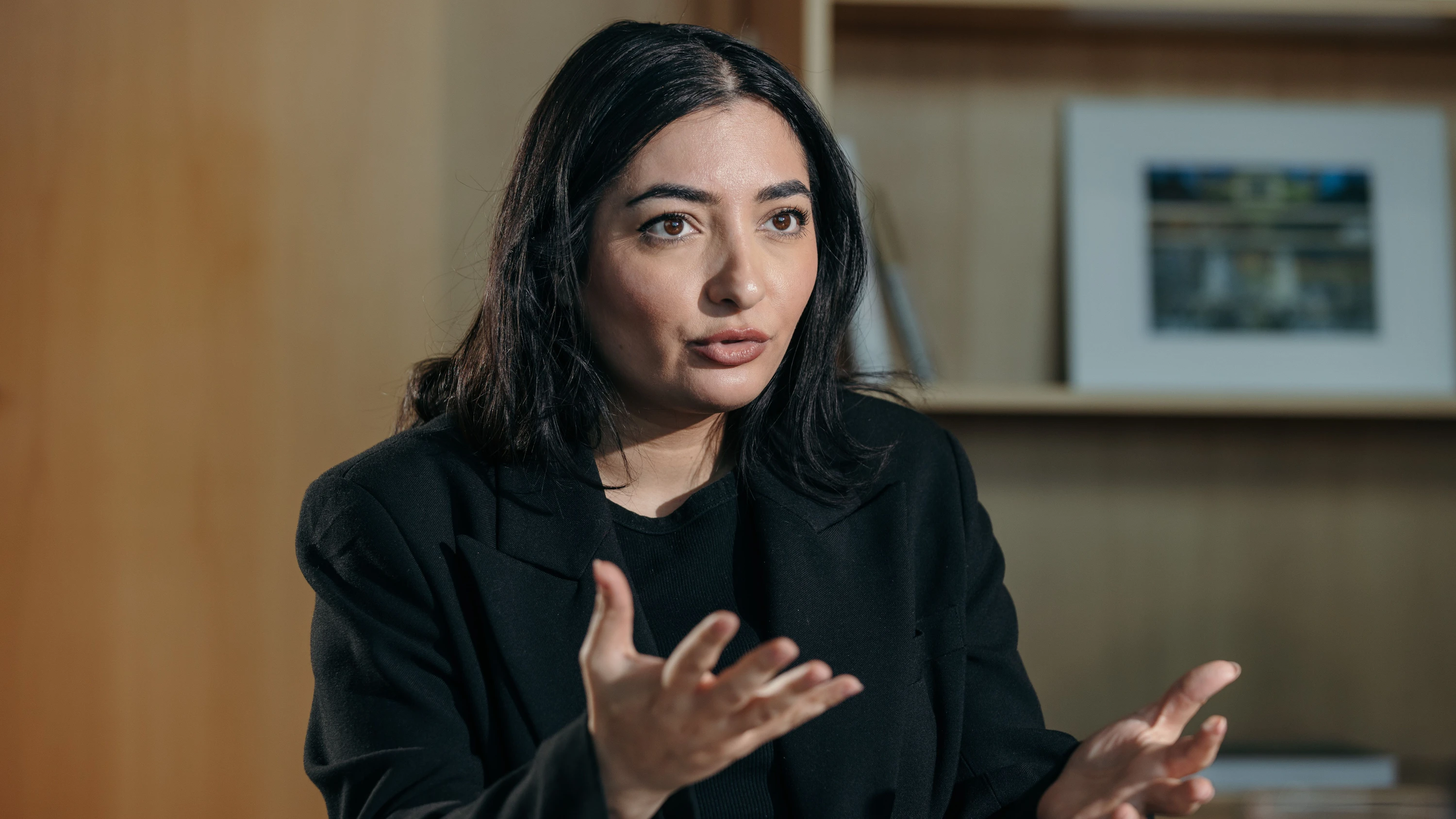 Alabali Radovan im Interview: „Die Einschnitte sind hart, aber notwendig“