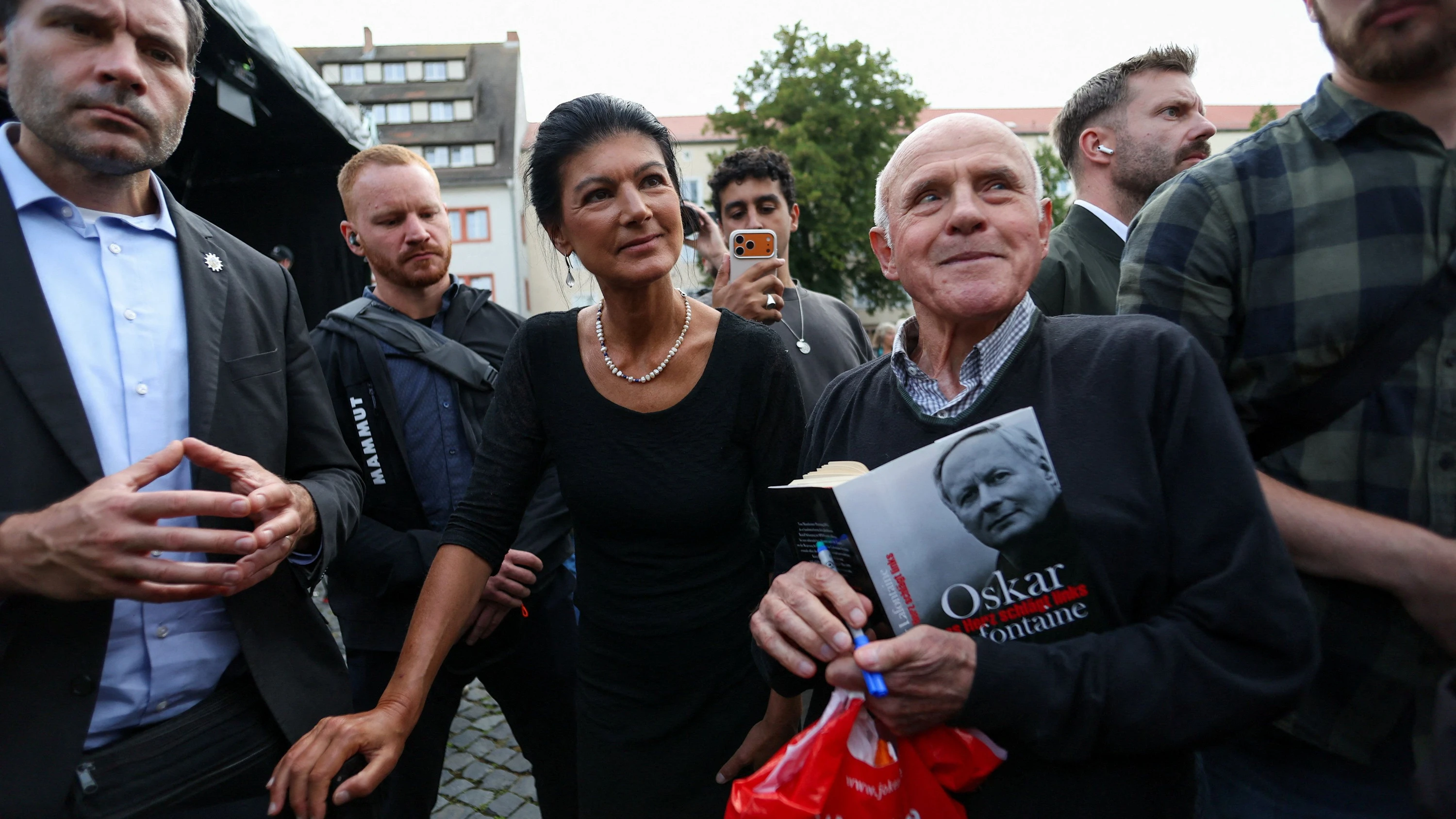 Deutschland-Liveblog: Wagenknecht: „Haben Rechtsextremisten in der Bundesregierung“