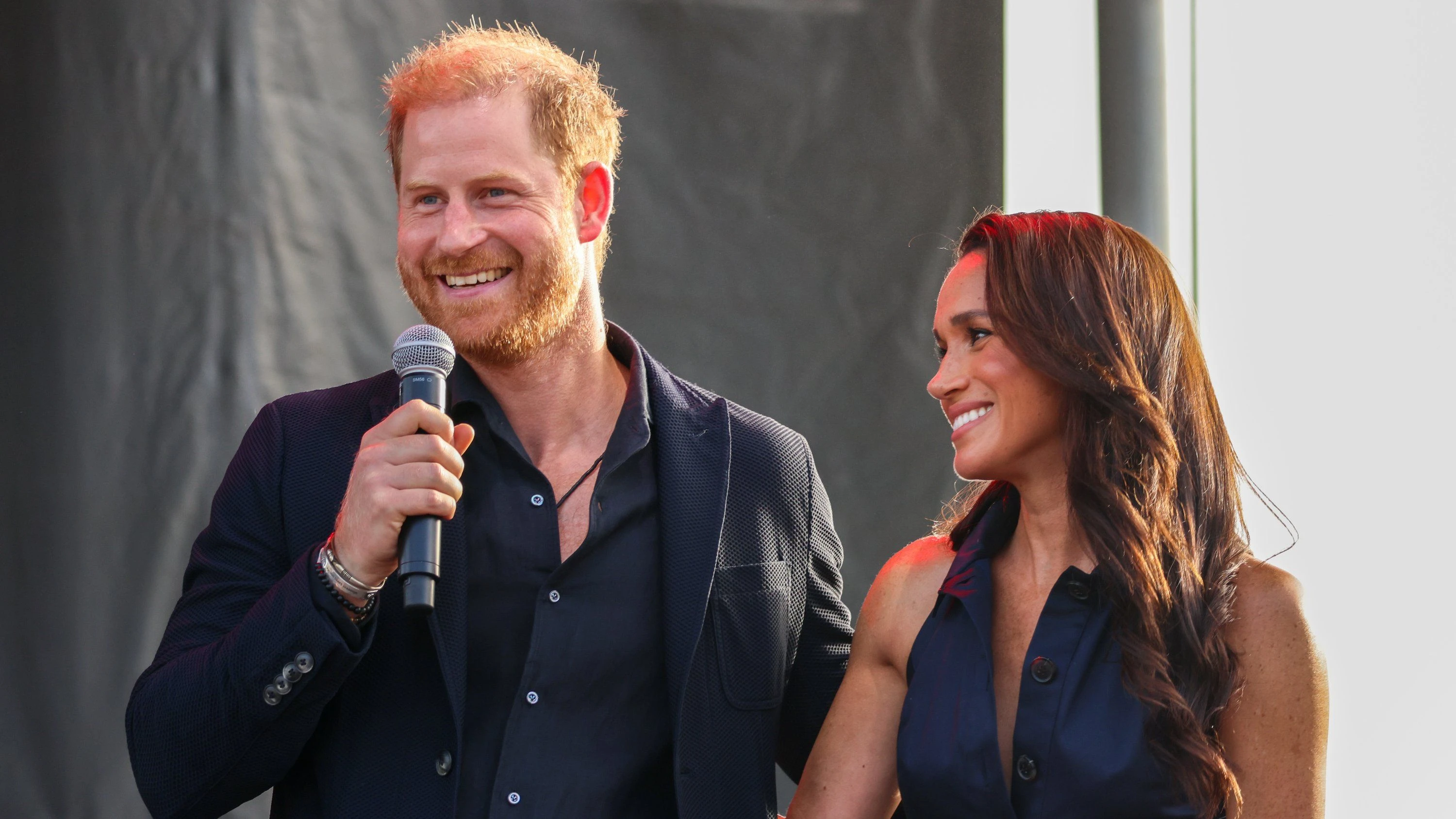 Harry und Meghan: „Die Sussexes haben Montecito viel abverlangt, aber nichts zurückgegeben“ Harry und Meghan: „Die Sussexes haben Montecito viel abverlangt, aber nichts zurückgegeben“