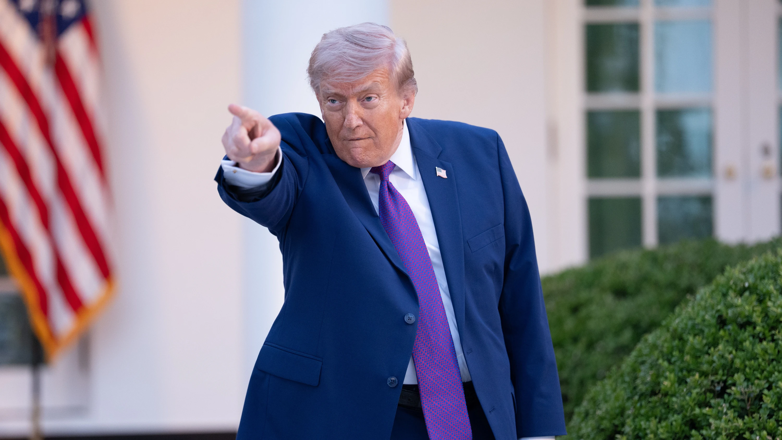 US-Präsident Donald Trump im Rosengarten des Weißen Hauses in Washington - EPA