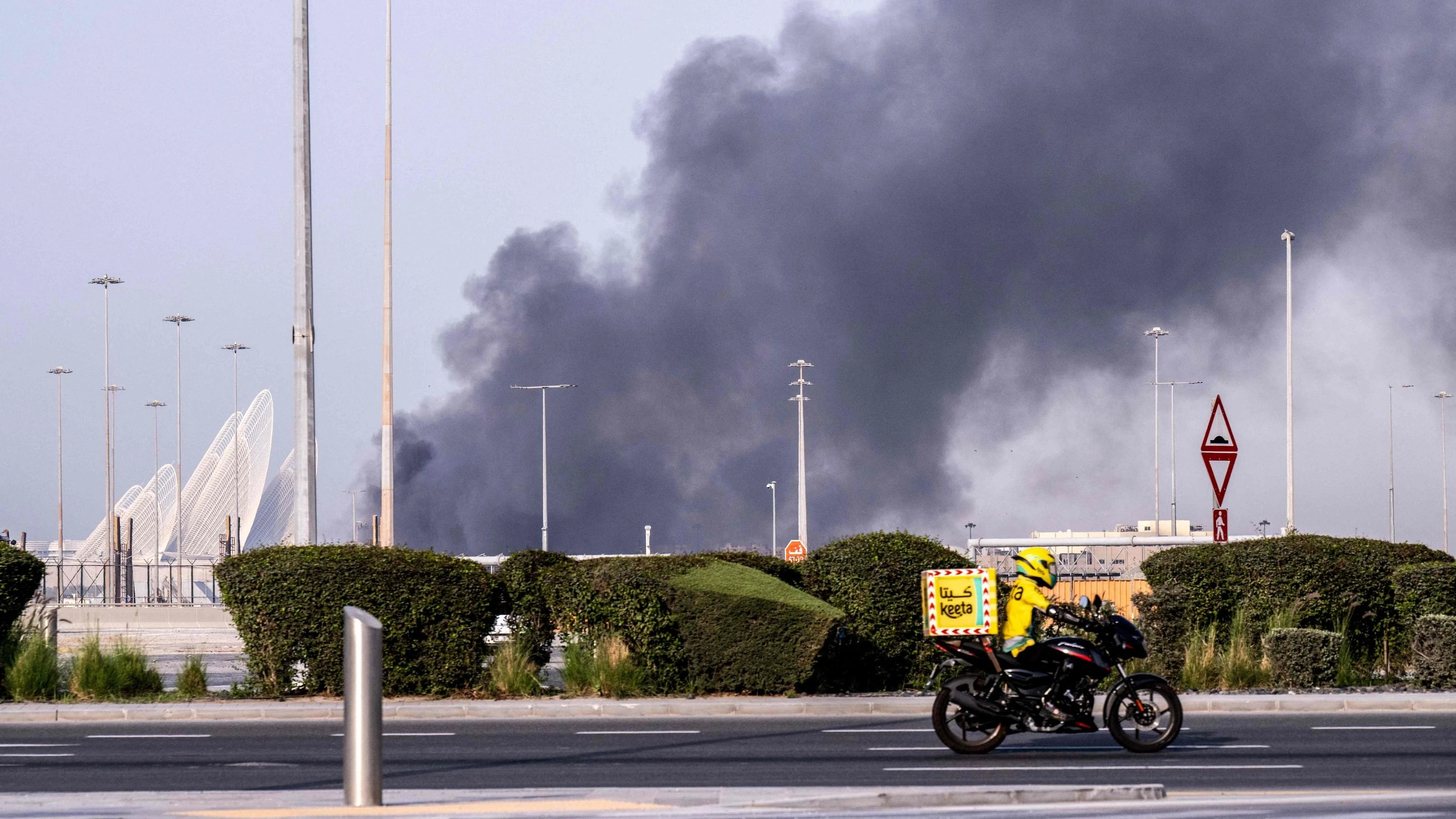 Kultur am Golf: Unter schwarzem Rauch