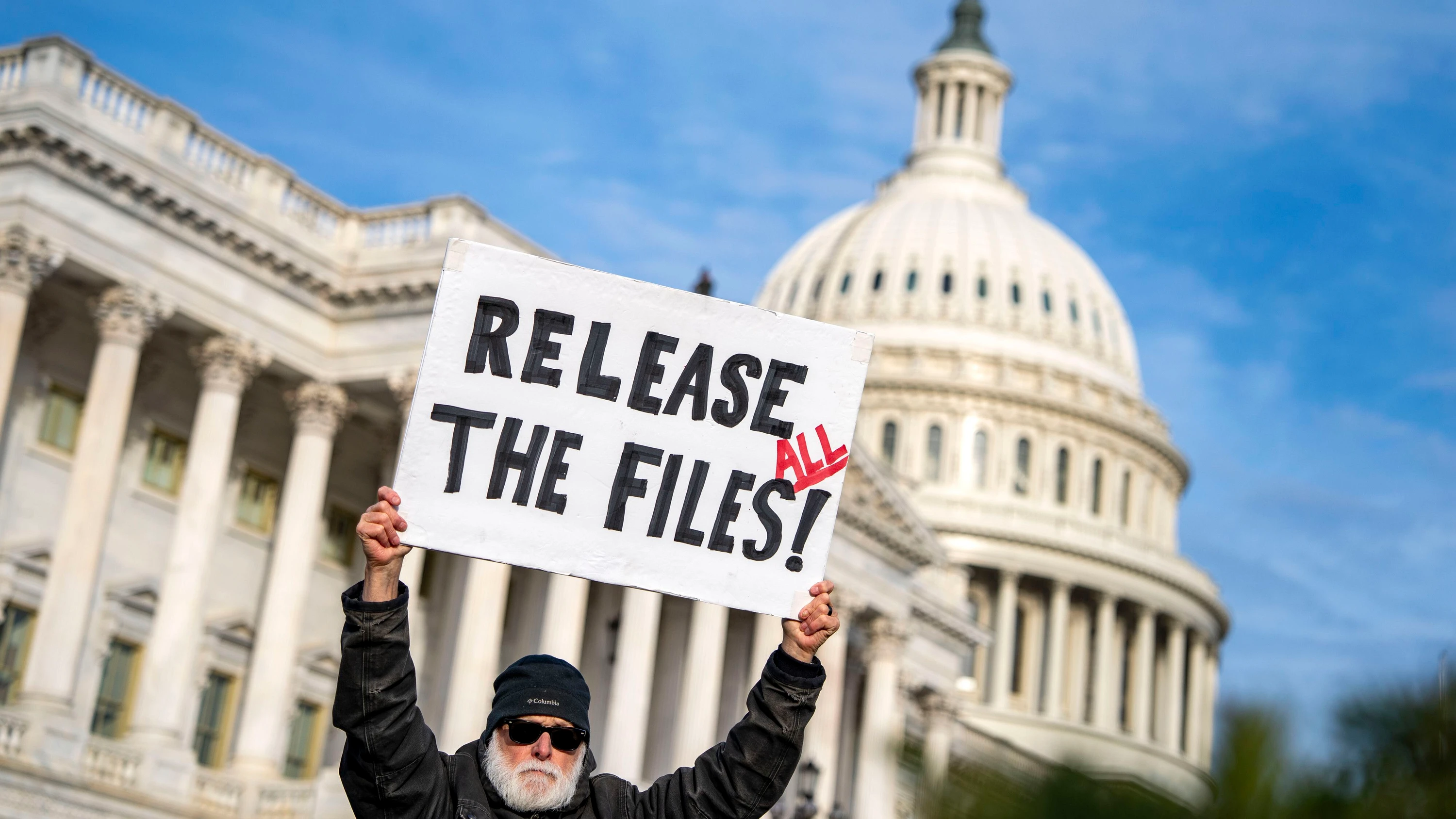 Epstein-Dokumente: Glaubt niemandem! Informiert euch selbst! Epstein-Dokumente: Glaubt niemandem! Informiert euch selbst!