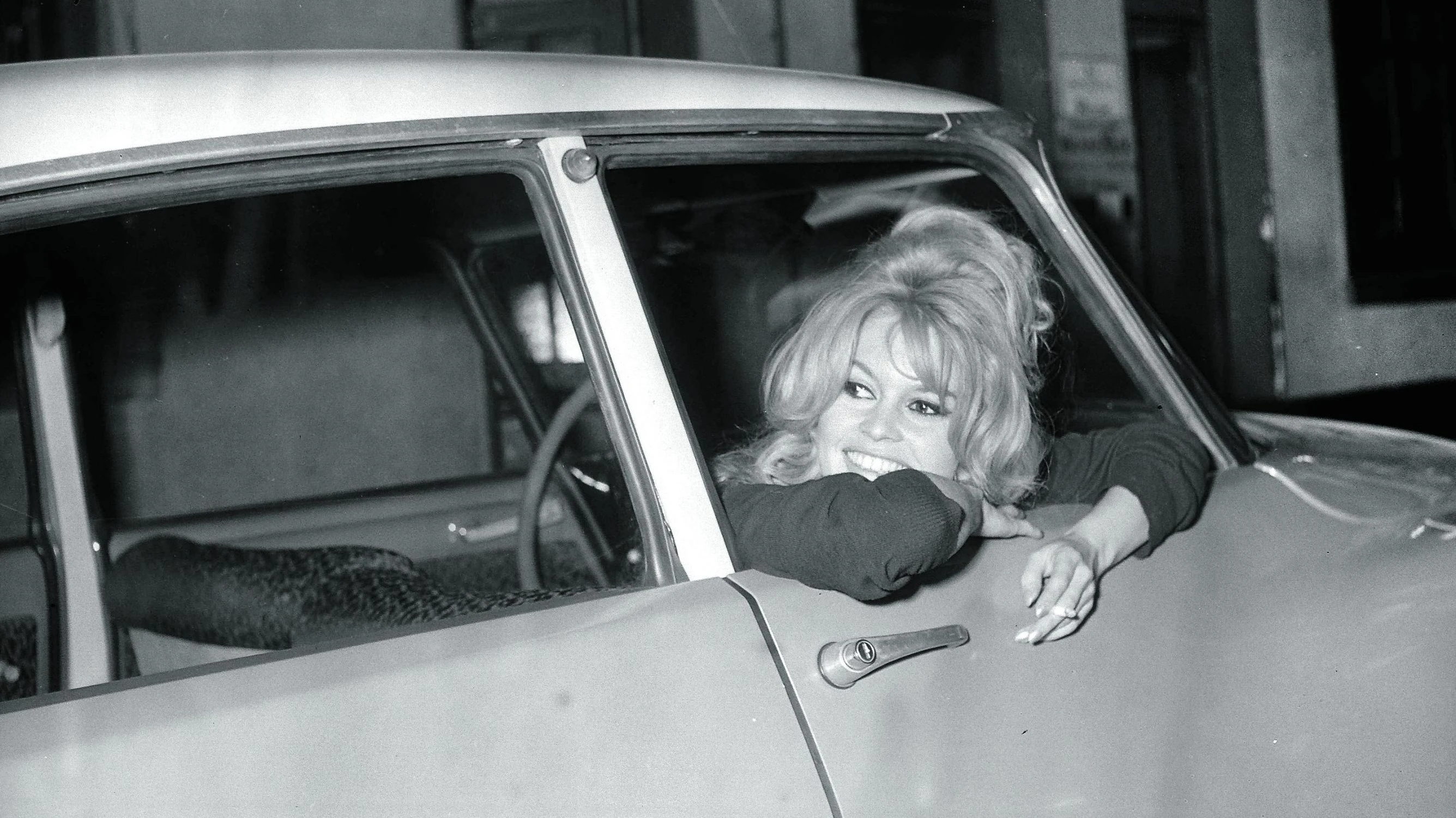 Französische Straßenregeln: Schlafende Gendarmen