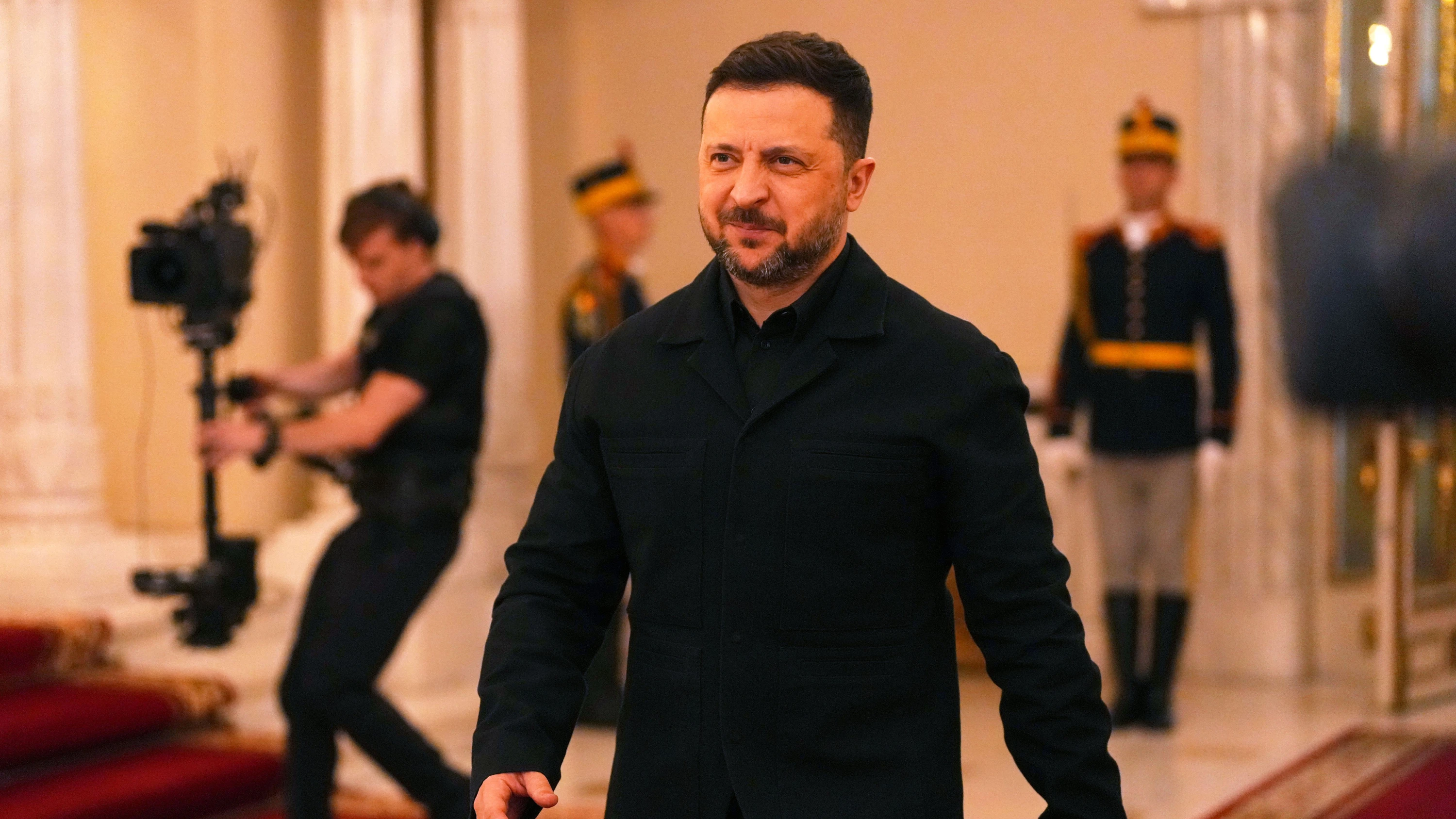 Liveblog Ukrainekrieg: Selenskyj lehnt Merz-Vorschlag für „assoziierte“ EU-Mitgliedschaft ab Liveblog Ukrainekrieg: Selenskyj lehnt Merz-Vorschlag für „assoziierte“ EU-Mitgliedschaft ab