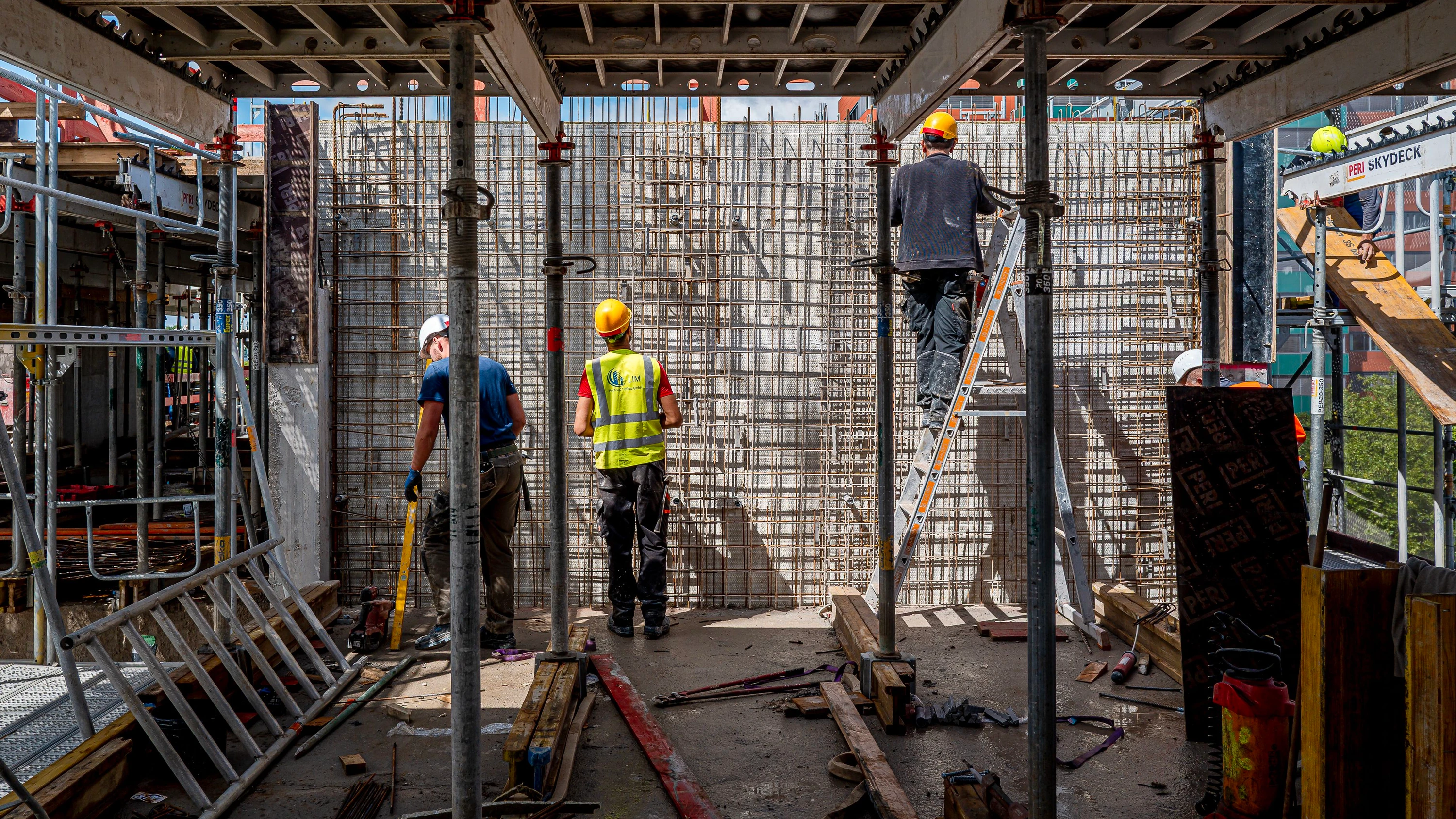 Bauen in der Stadt: Umbauten und Anbauten sollen günstigen Wohnraum schaffen Bauen in der Stadt: Umbauten und Anbauten sollen günstigen Wohnraum schaffen