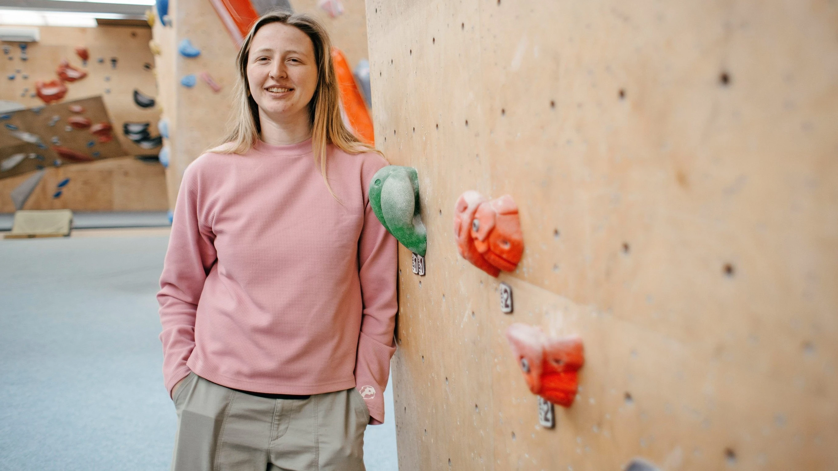 Als Routenbauerin muss Lucy Ross damit umgehen, dass ihre Arbeit ständig kritisiert wird. - Michael Hinz