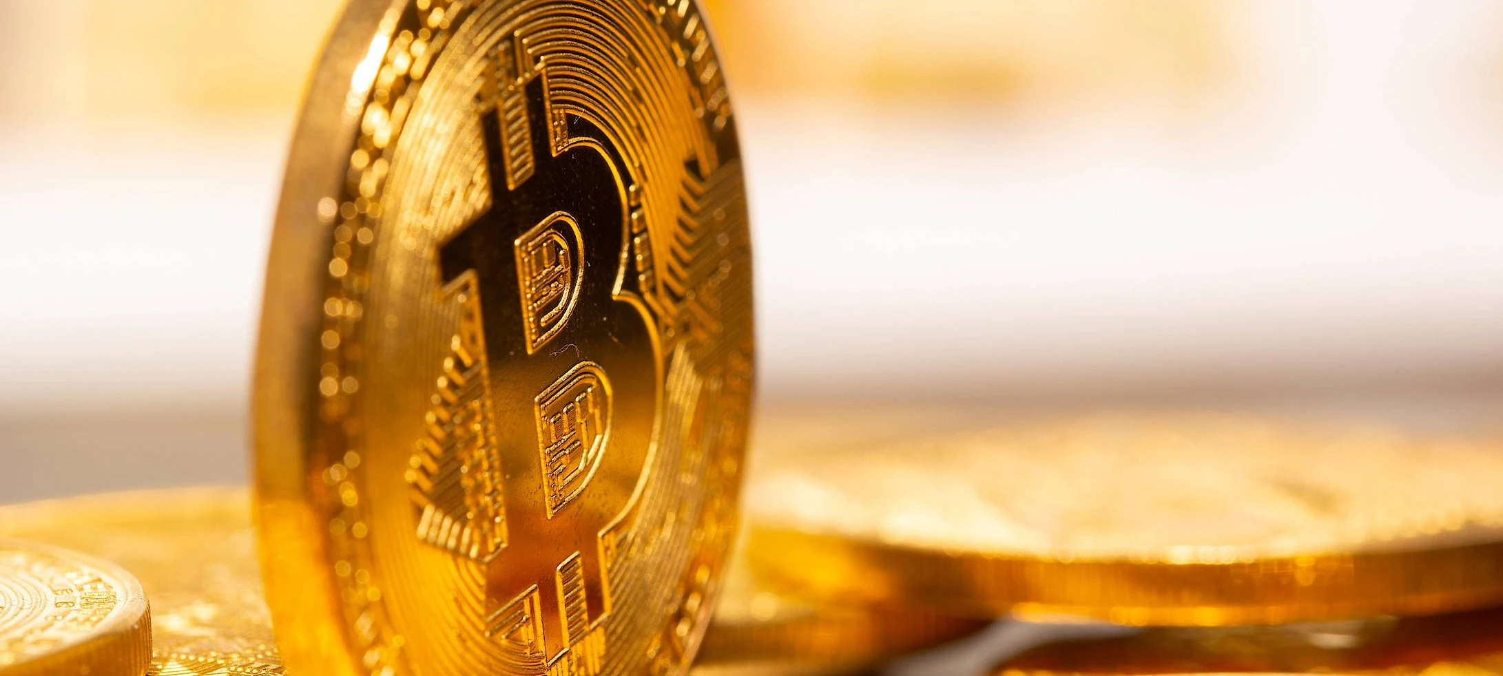 Kurs der Krypto-Währung: Bitcoin-Höhenflug vorerst gestoppt | FAZ