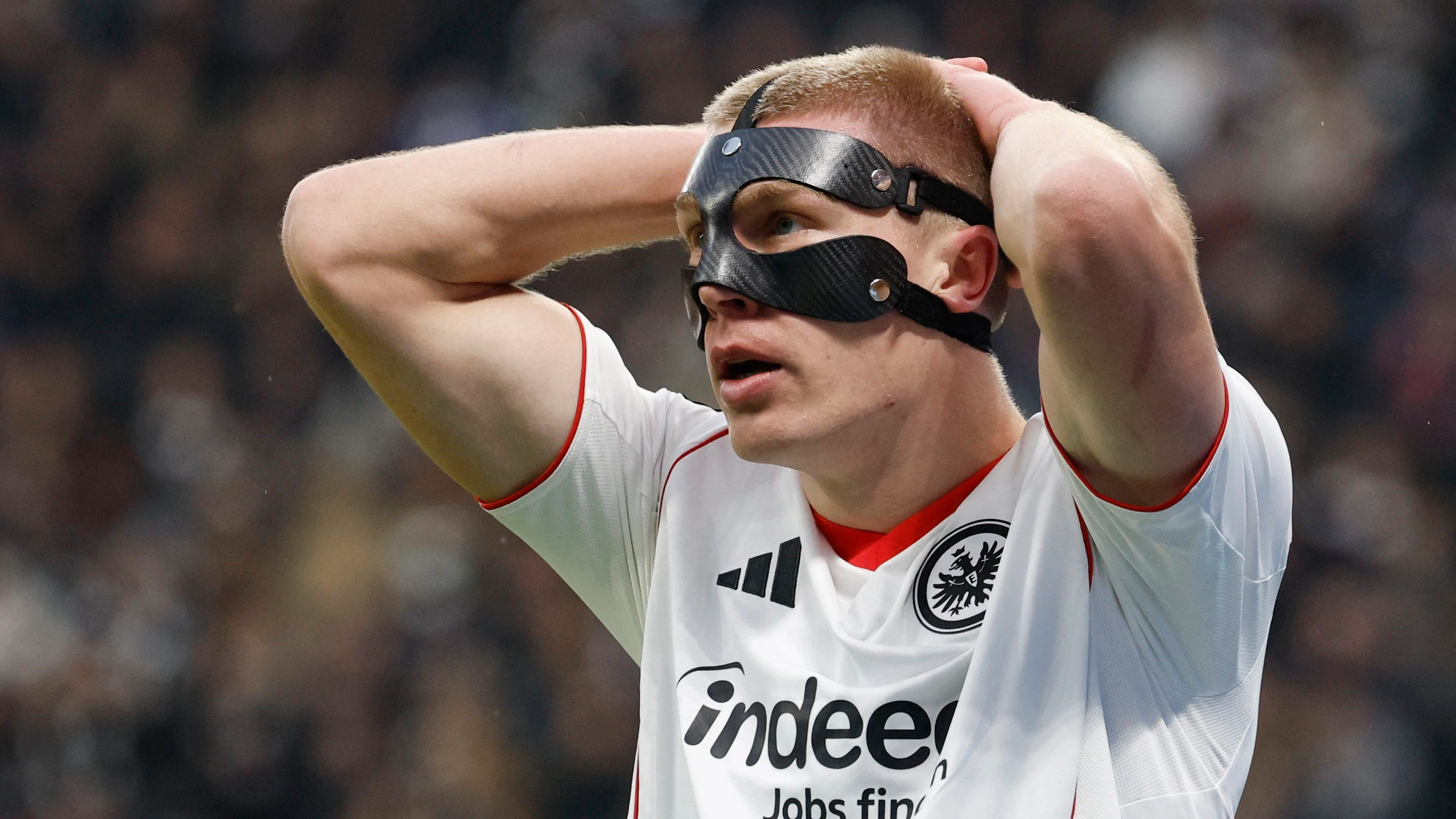 1:3 gegen Leverkusen: Die Eintracht braucht den Retter Riera