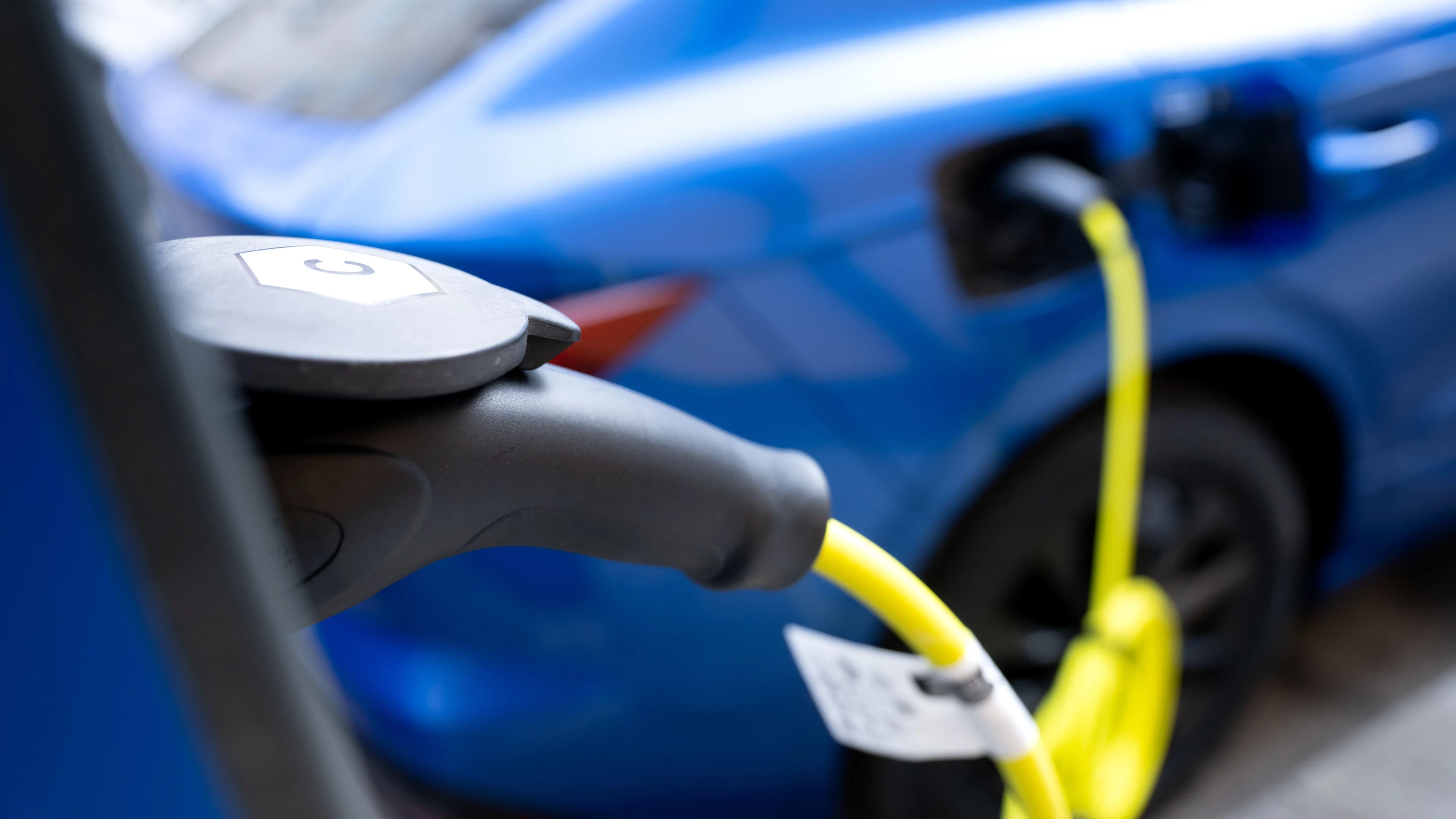 Business-Ticker: Deutlich mehr Elektroauto-Verkäufe in Europa