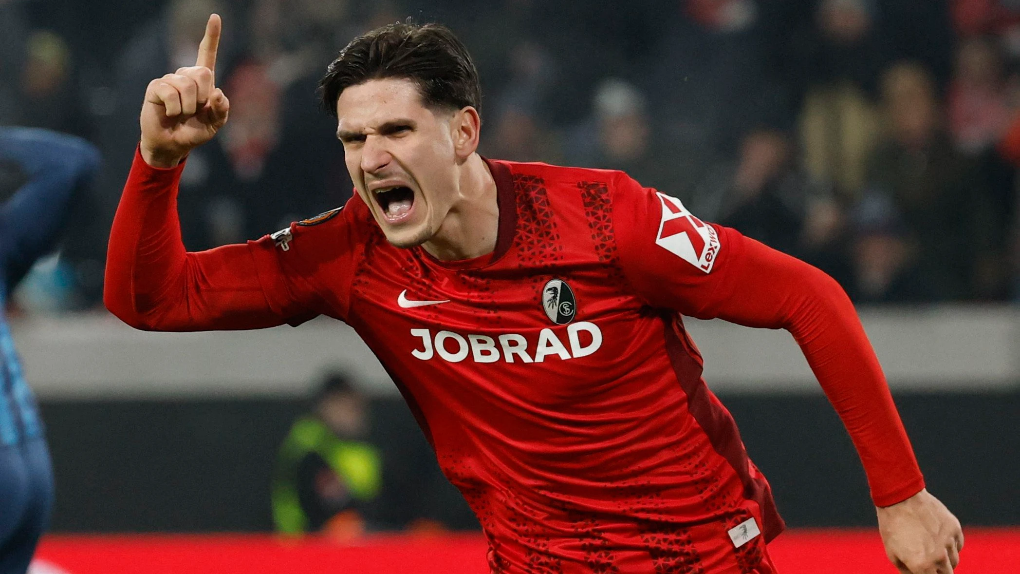 SC Freiburg Secures Europa League Round of 16 Spot with Narrow Win Over Maccabi Tel Aviv