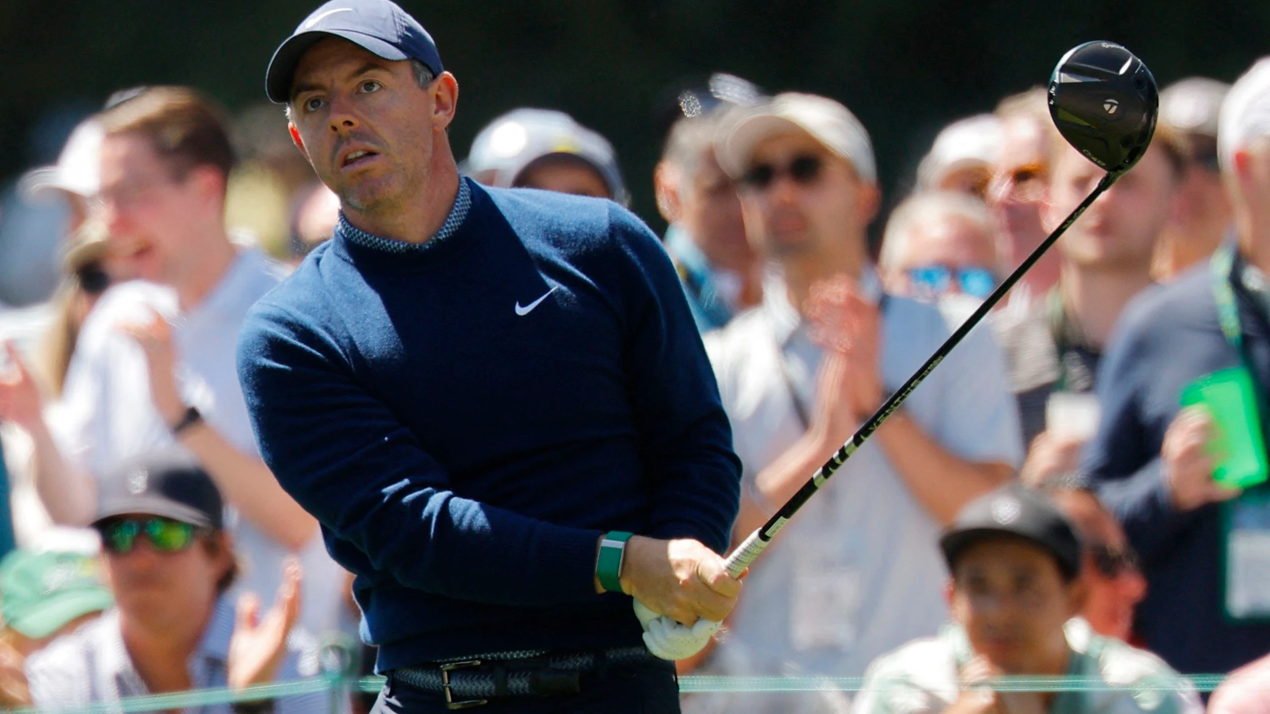 Titelverteidiger führt: Golfstar McIlroy glänzt beim Masters zum Auftakt Titelverteidiger führt: Golfstar McIlroy glänzt beim Masters zum Auftakt
