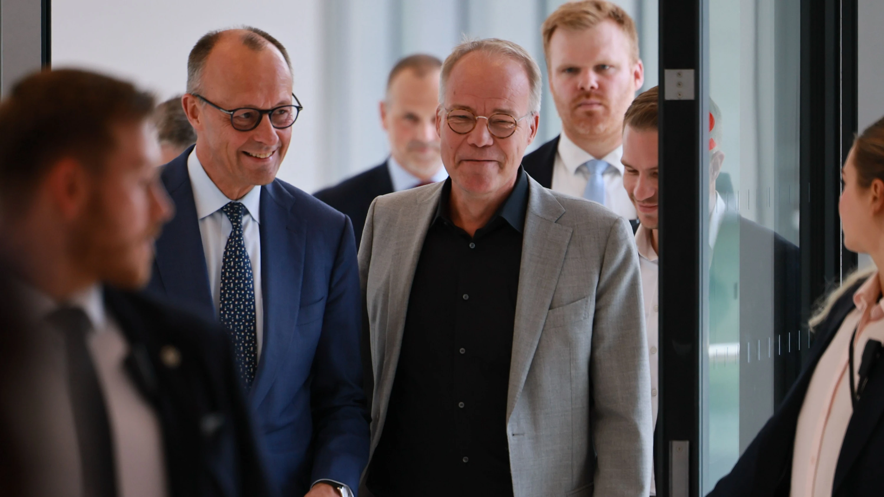 Kanzlertauschgerüchte: Die SPD steht hinter Merz Kanzlertauschgerüchte: Die SPD steht hinter Merz