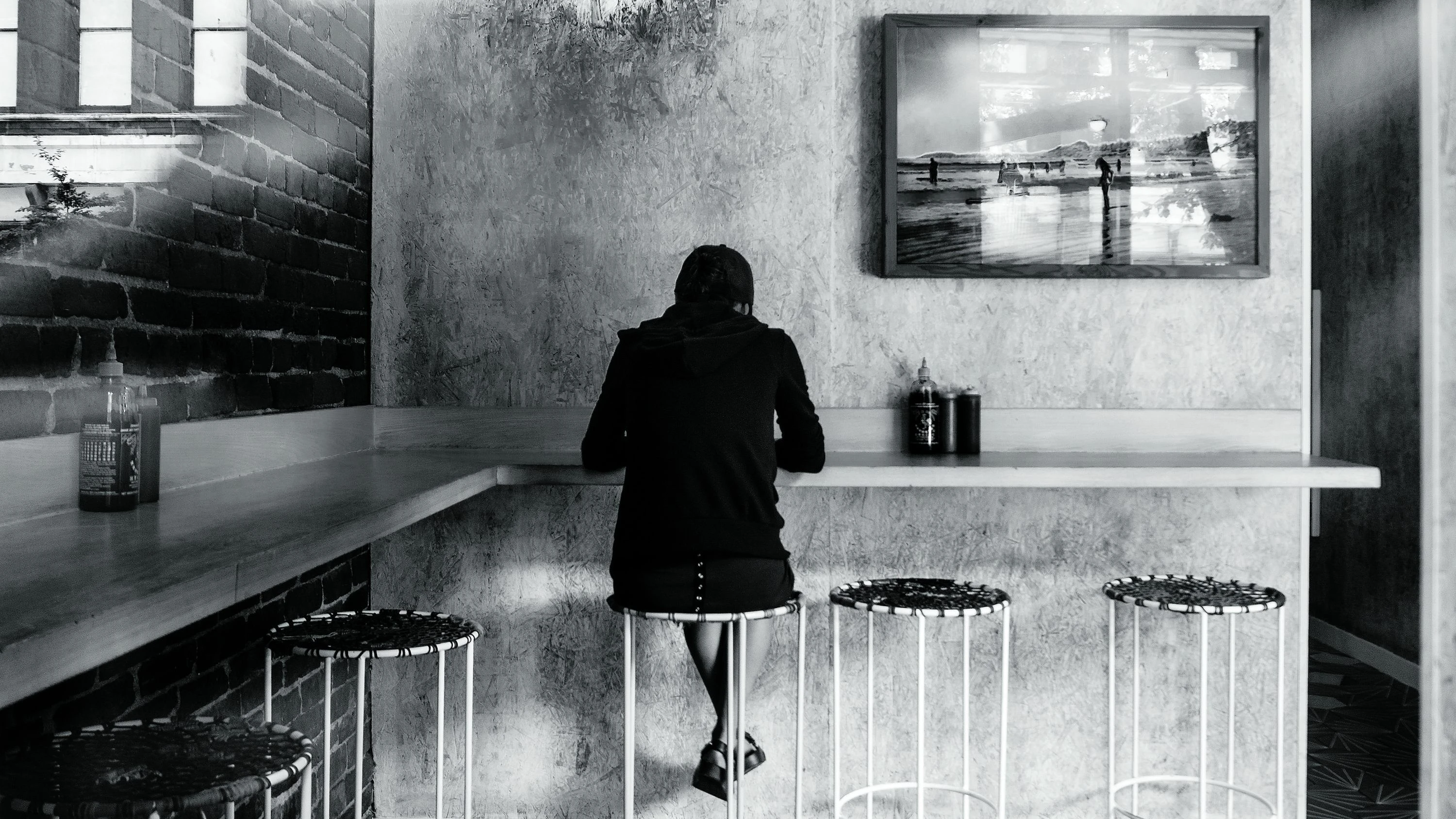 Eine Frau als Trinkerin: Im Nebel des Daseins