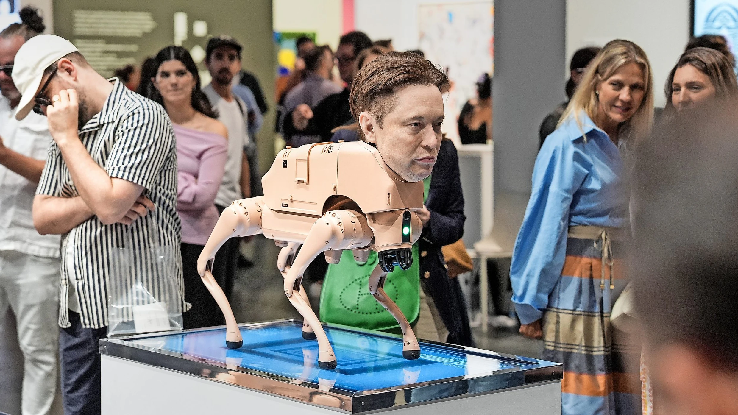 Auf der Art Basel Miami Beach: Die Robotisierung der Welt