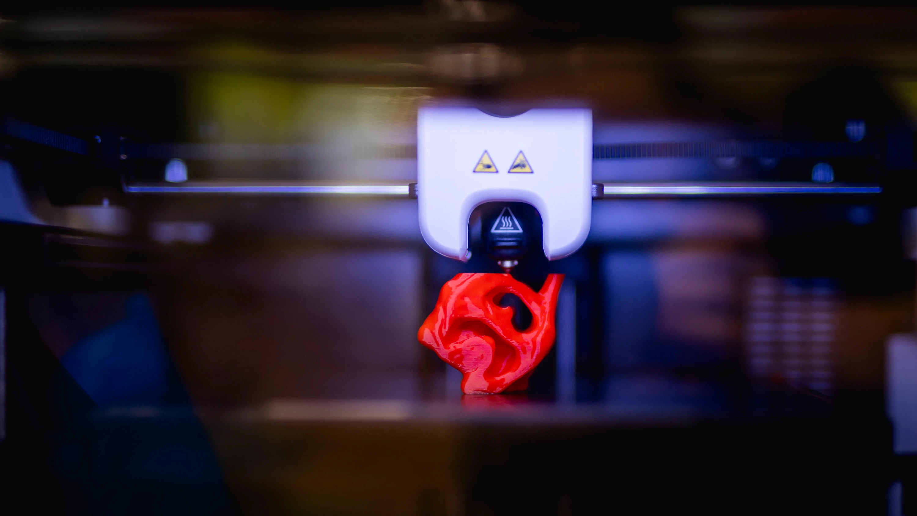 Ersatzteile drucken: KI macht 3D-Druck endlich alltagstauglich Ersatzteile drucken: KI macht 3D-Druck endlich alltagstauglich