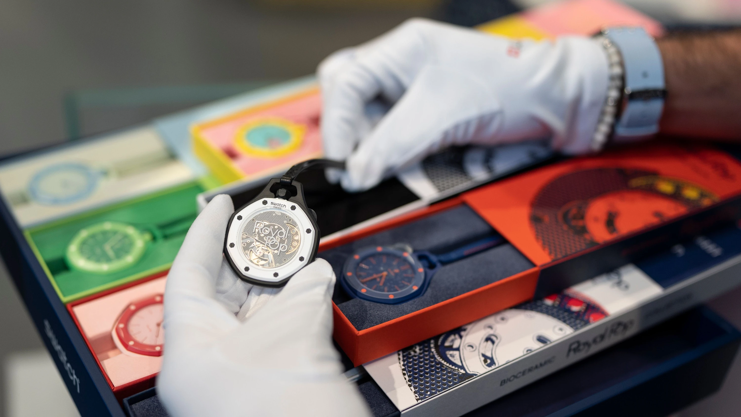 Swatch in der Krise: Schweizer Uhren haben ein Problem Swatch in der Krise: Schweizer Uhren haben ein Problem