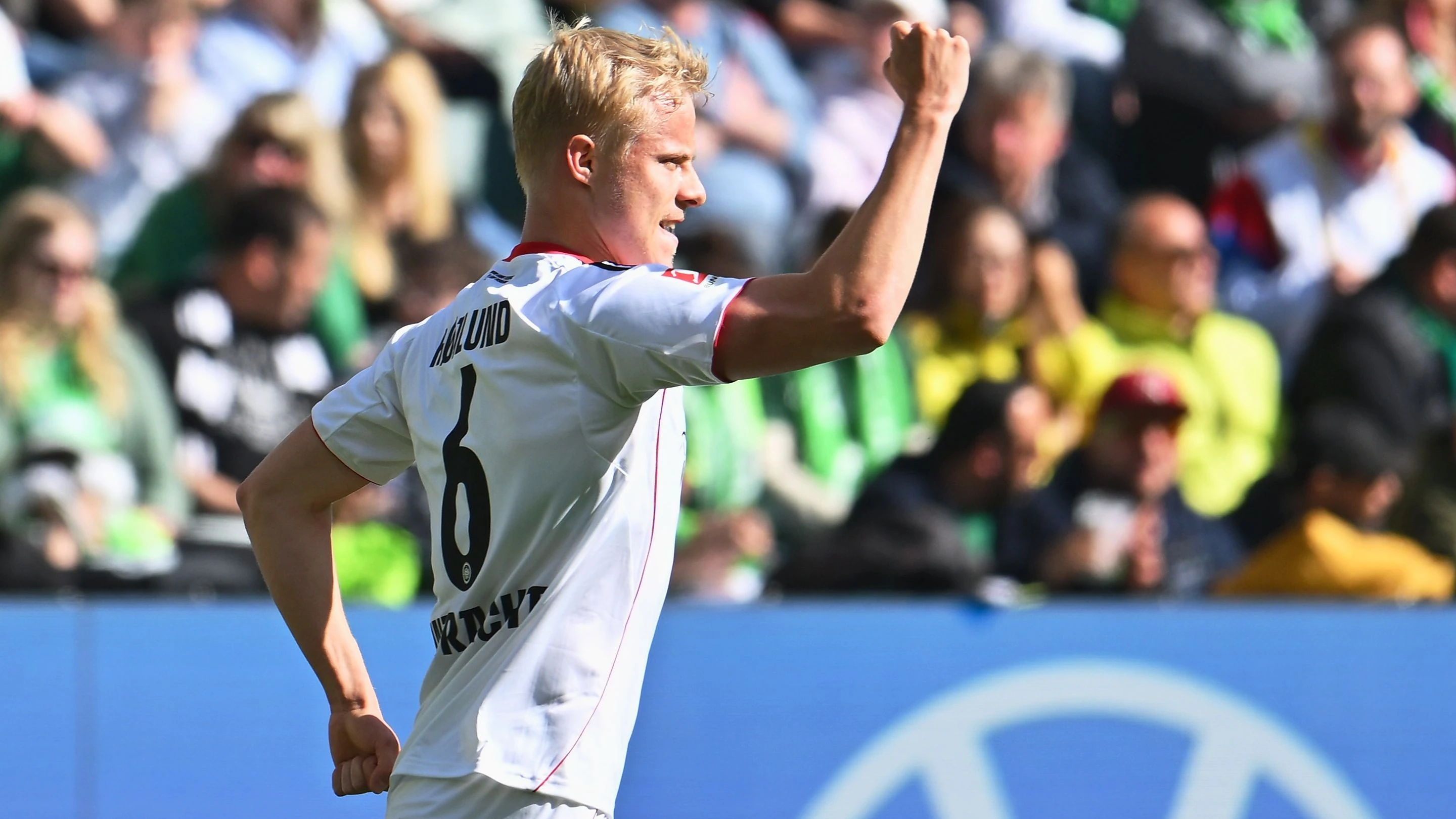 Frankfurter Auswärtssieg: Die Eintracht ist sich ein Rätsel